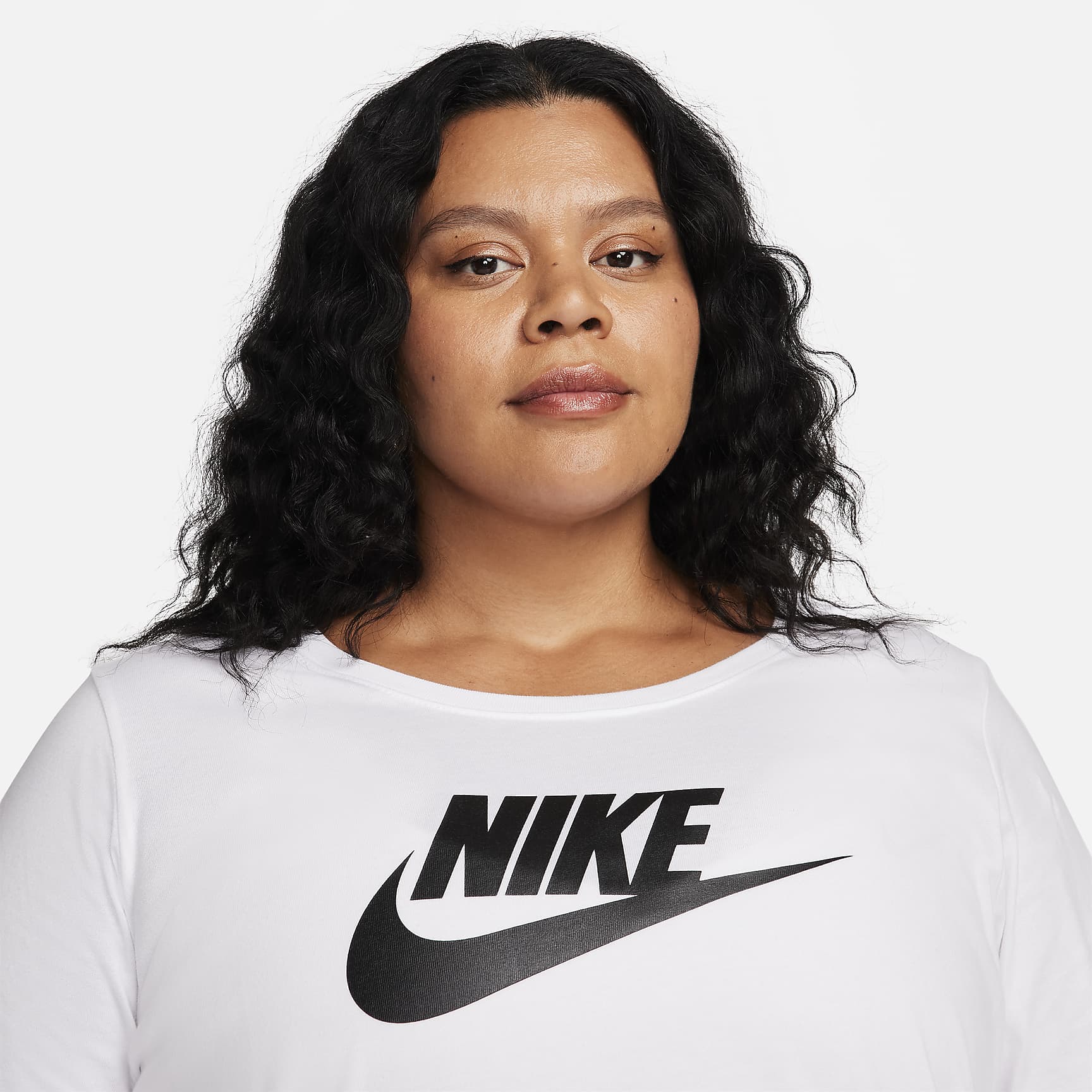 Nike Sportswear Club Women's Long-Sleeve T-Shirt (Plus Size)