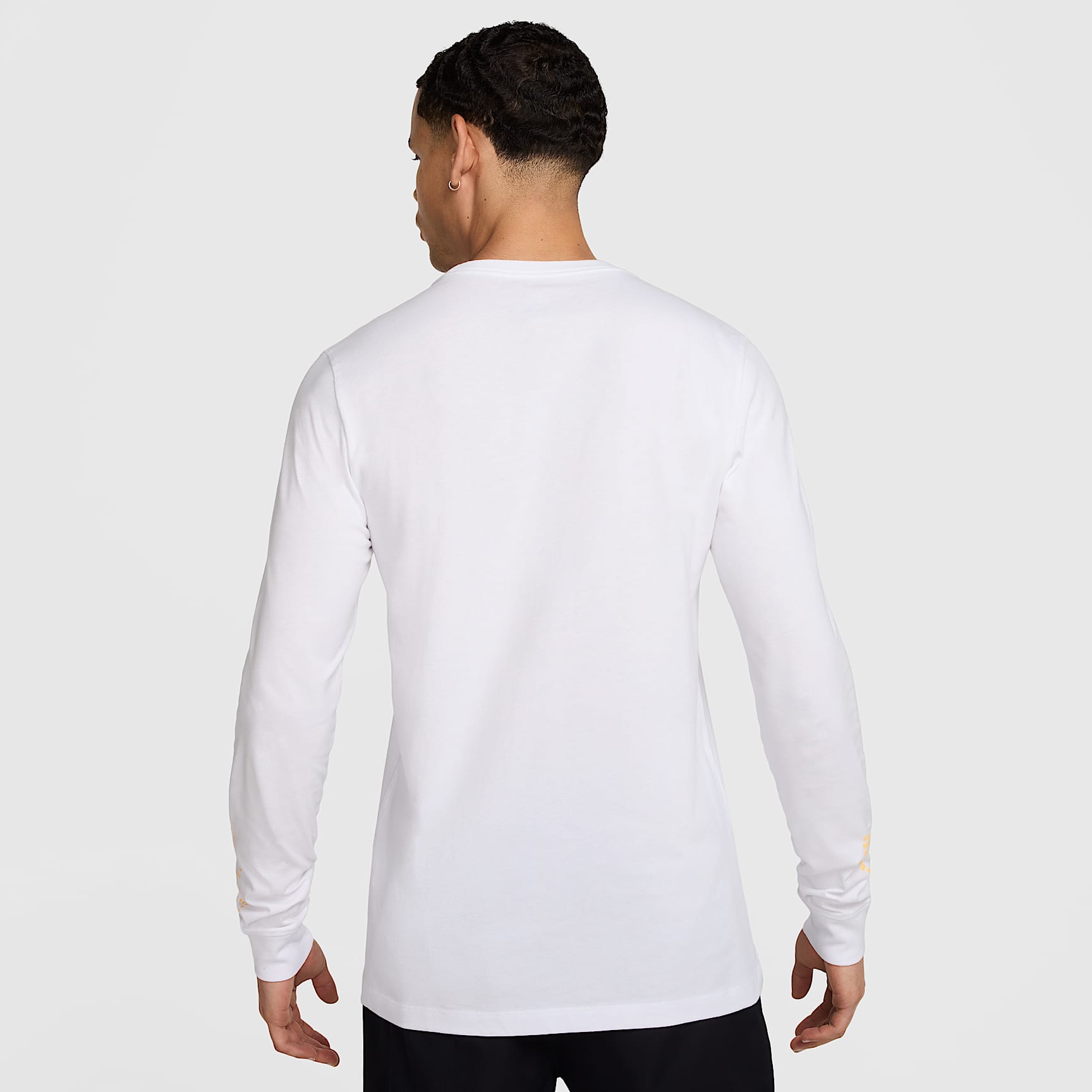 Nike Sportswear Men's Long-Sleeve T-Shirt