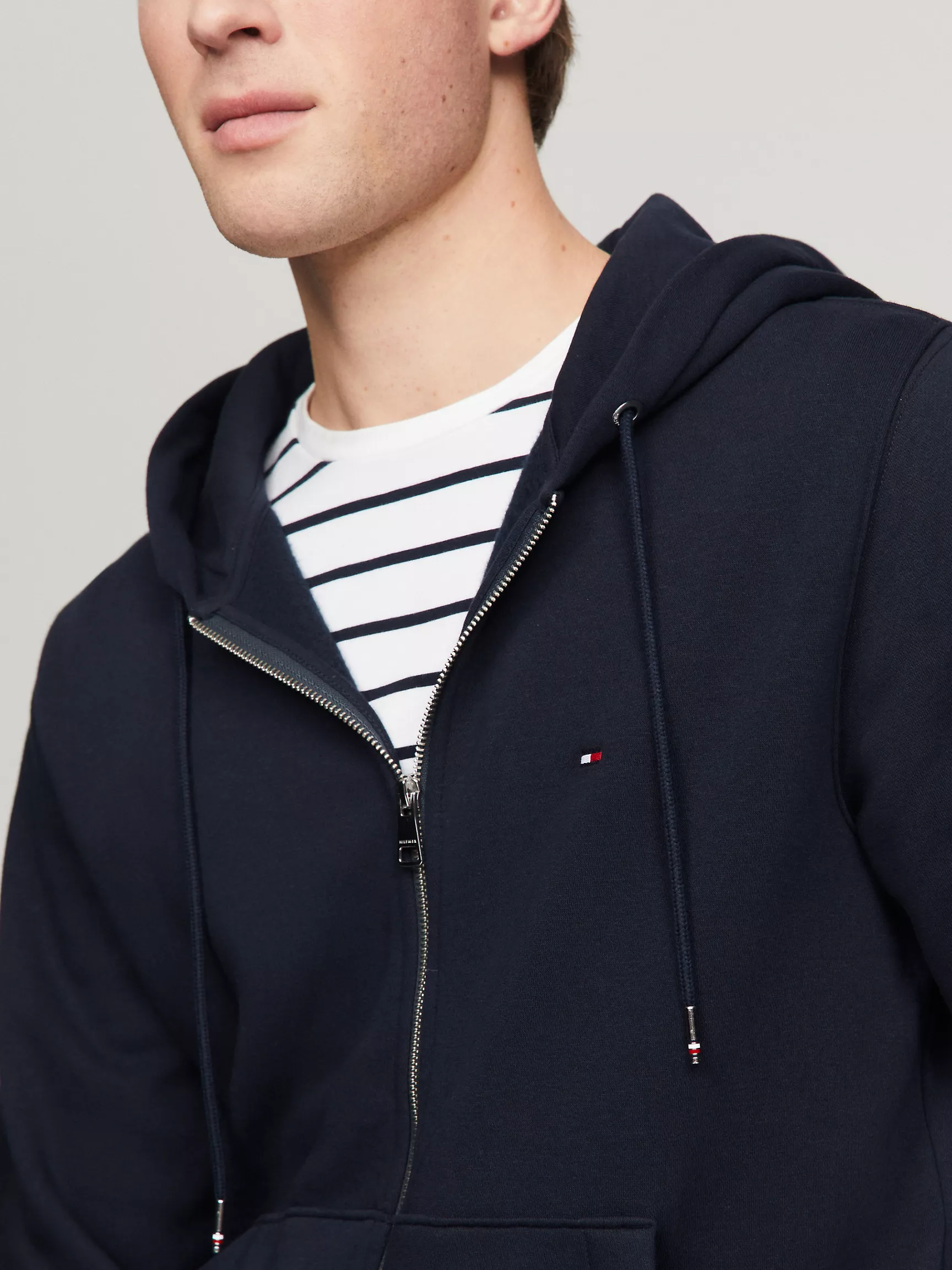 Мужское худи Tommy Hilfiger, Однотонное худи на молнии с логотипом