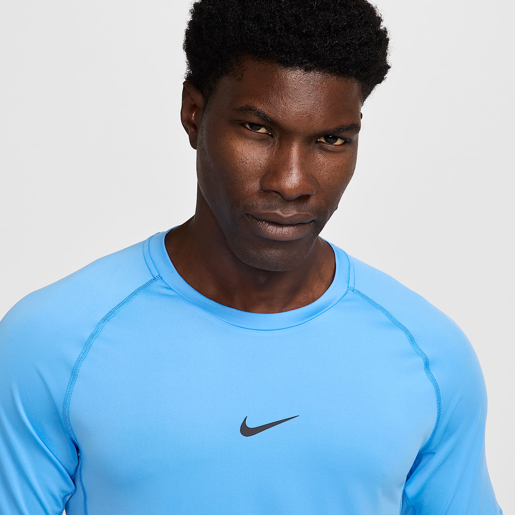 Nike Pro Men's Dri-FIT Slim Short-Sleeve Top