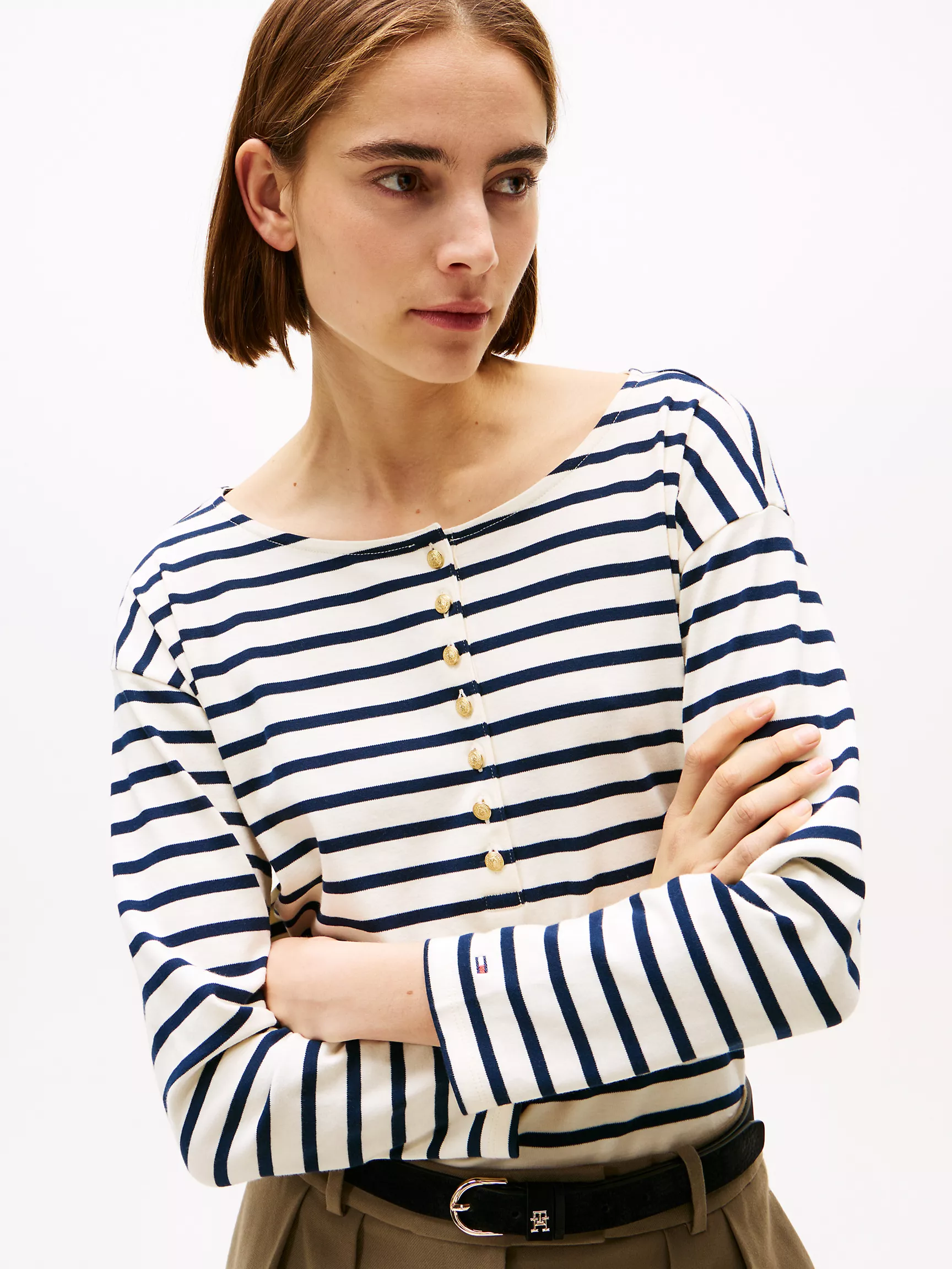 Женская футболка Tommy Hilfiger, Свободная футболка Henley с золотыми пуговицами