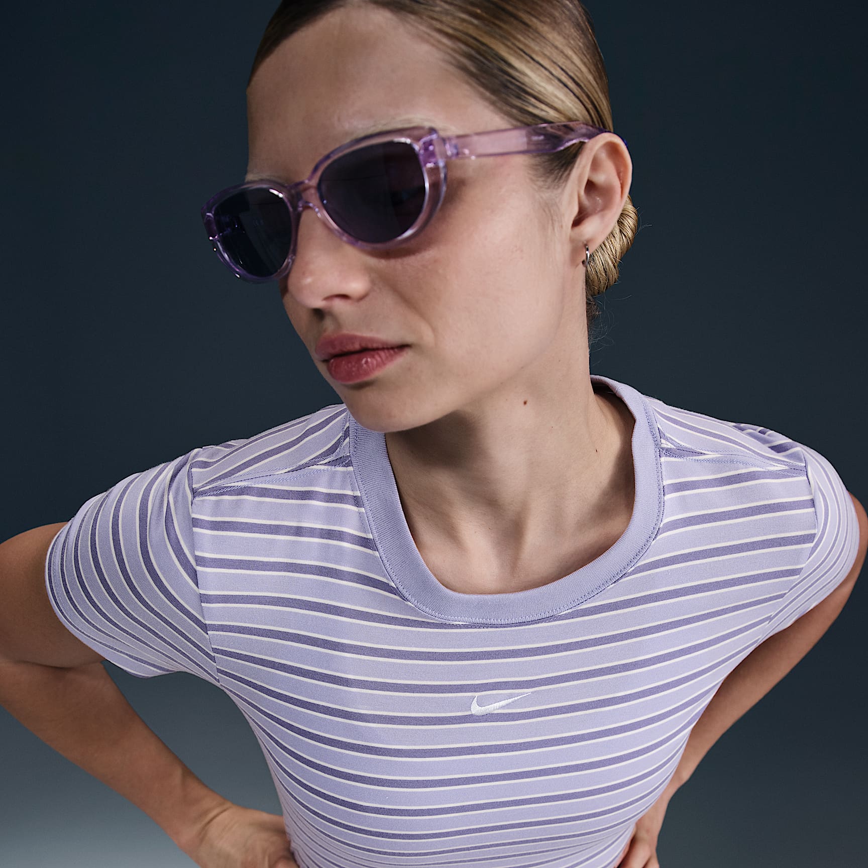 Nike Sportswear Chill Knit Women's Slim Striped T-Shirt