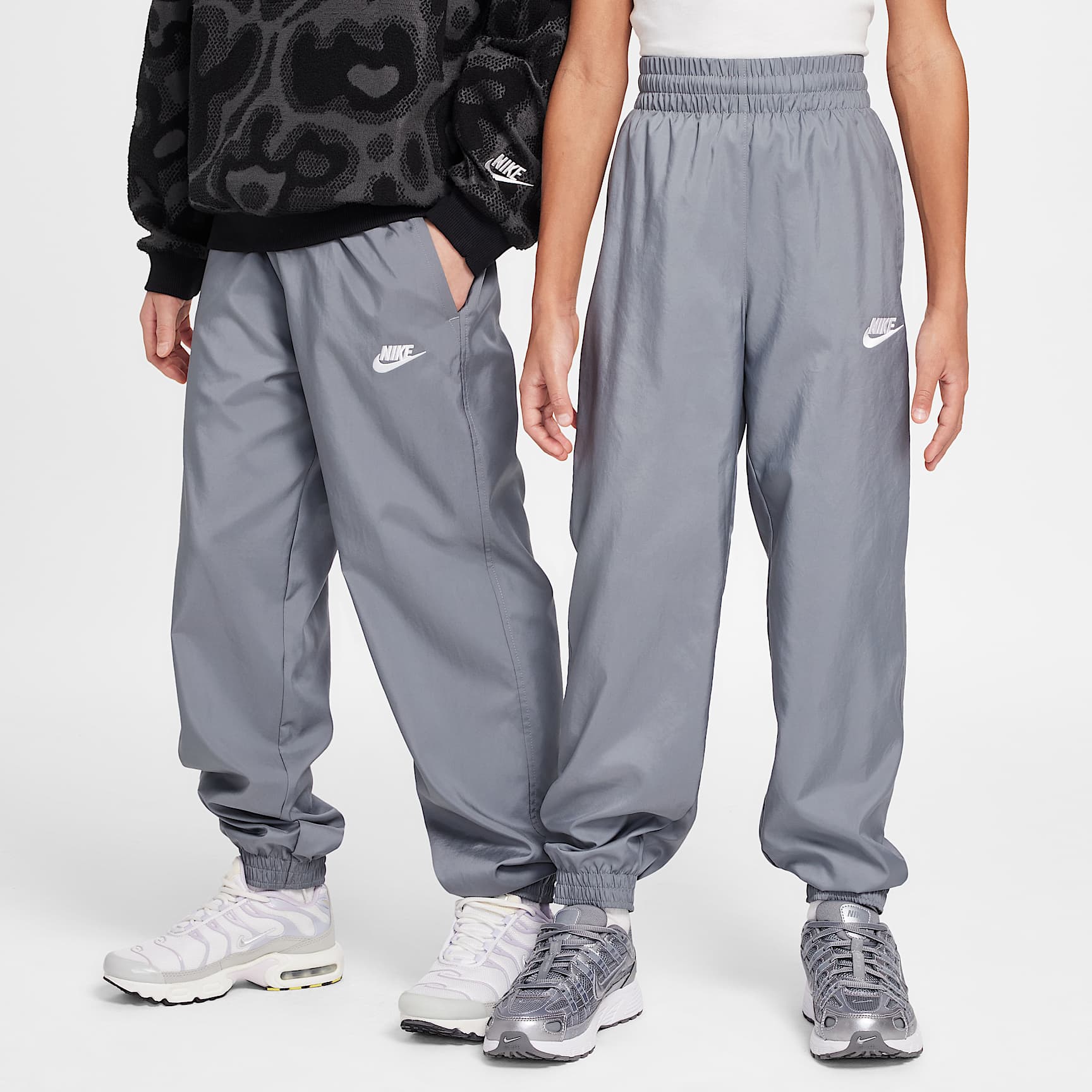 Nike Sportswear Club Big Kids' Woven Joggers