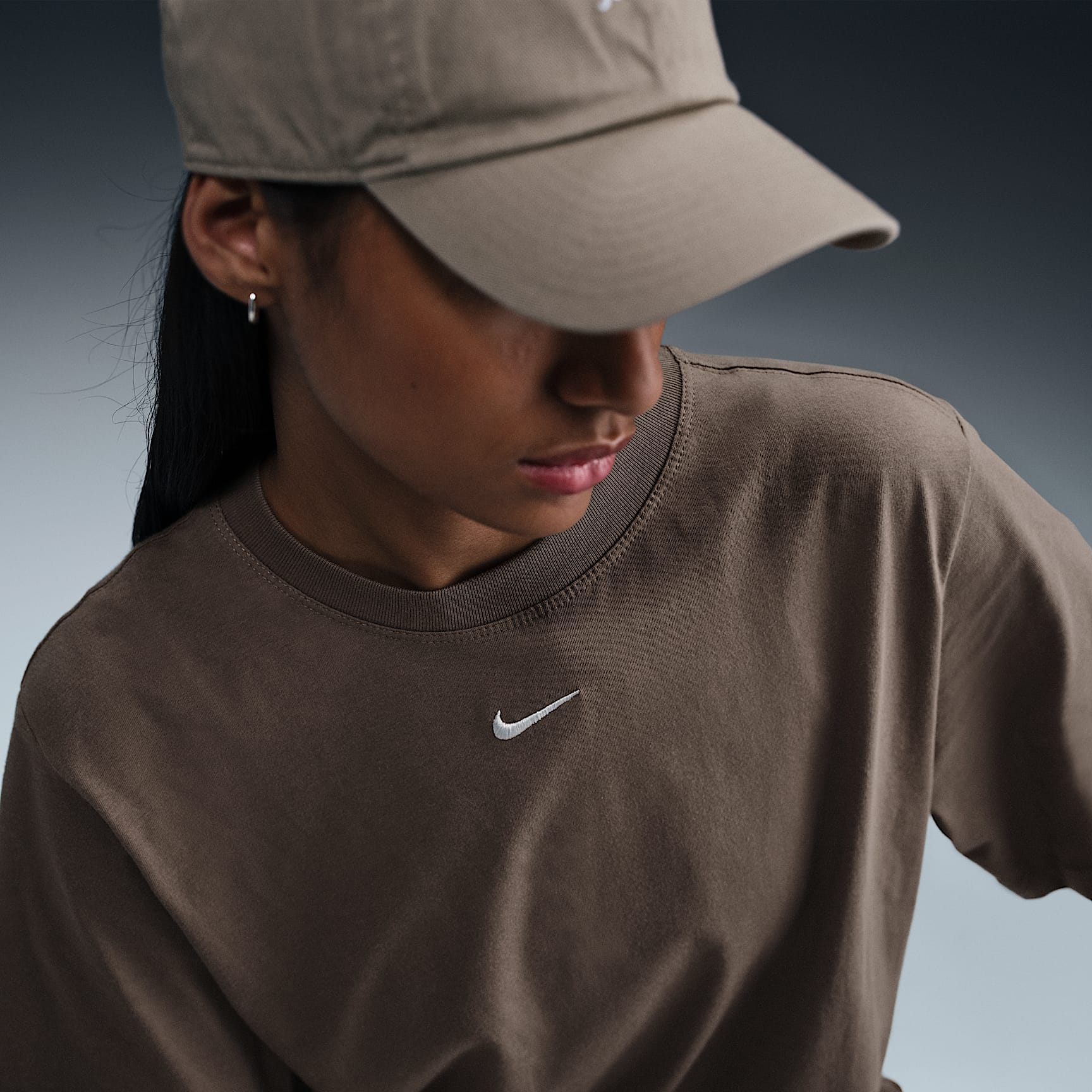 Nike Sportswear Essential Women's T-Shirt