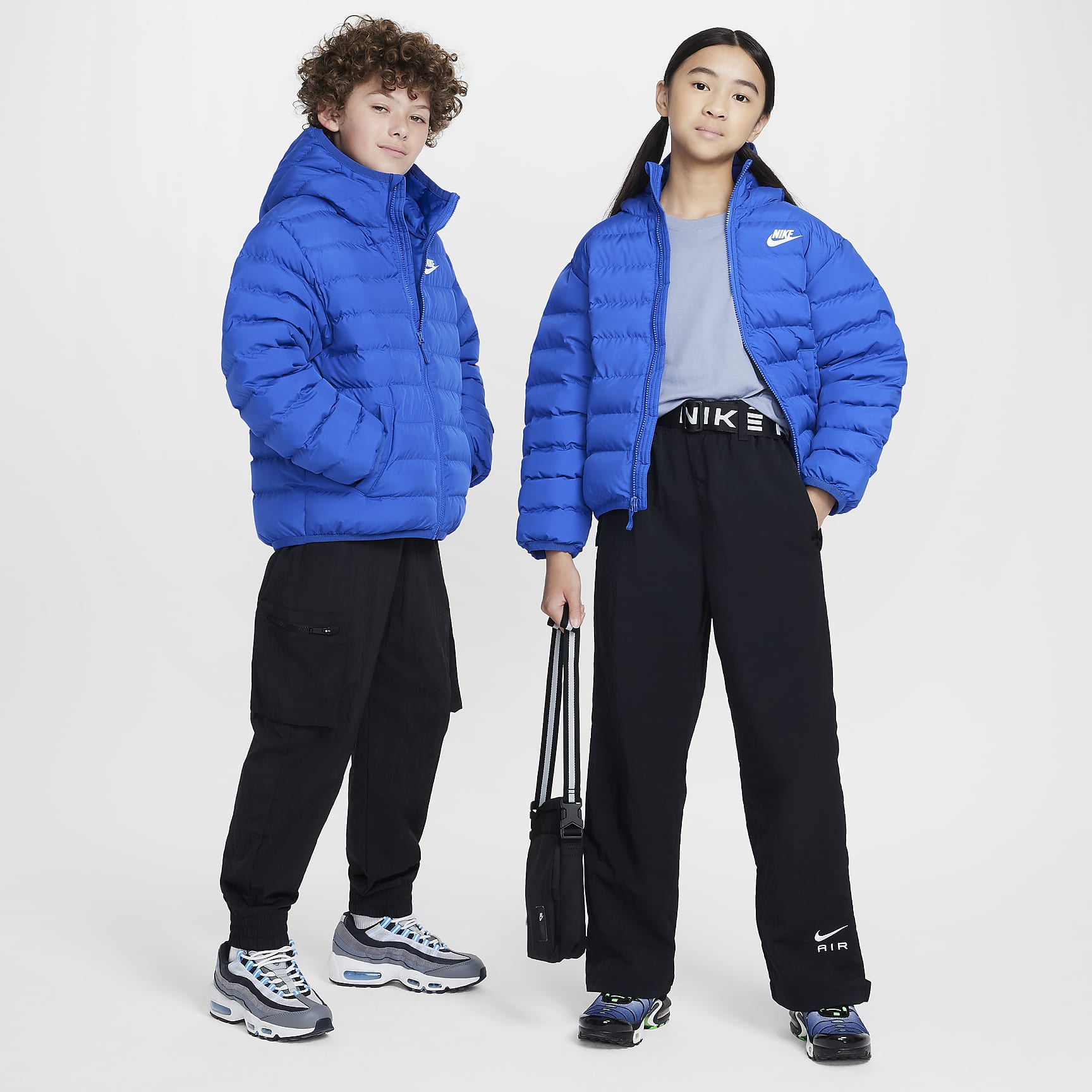 Nike Sportswear Lightweight Synthetic Fill Big Kids' Loose Hooded Jacket