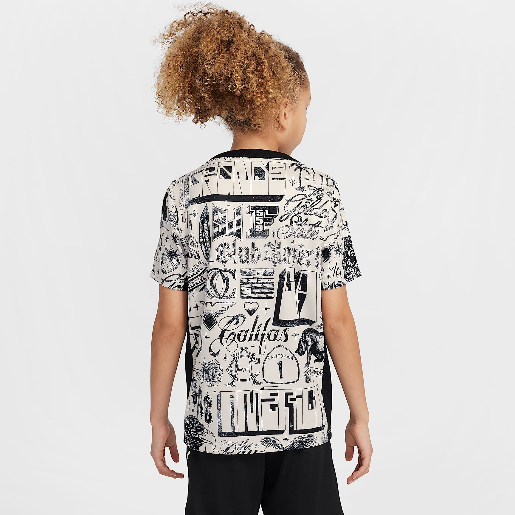 Club América Academy Pro SE Big Kids' Nike Dri-FIT Soccer Pre-Match Short-Sleeve Top