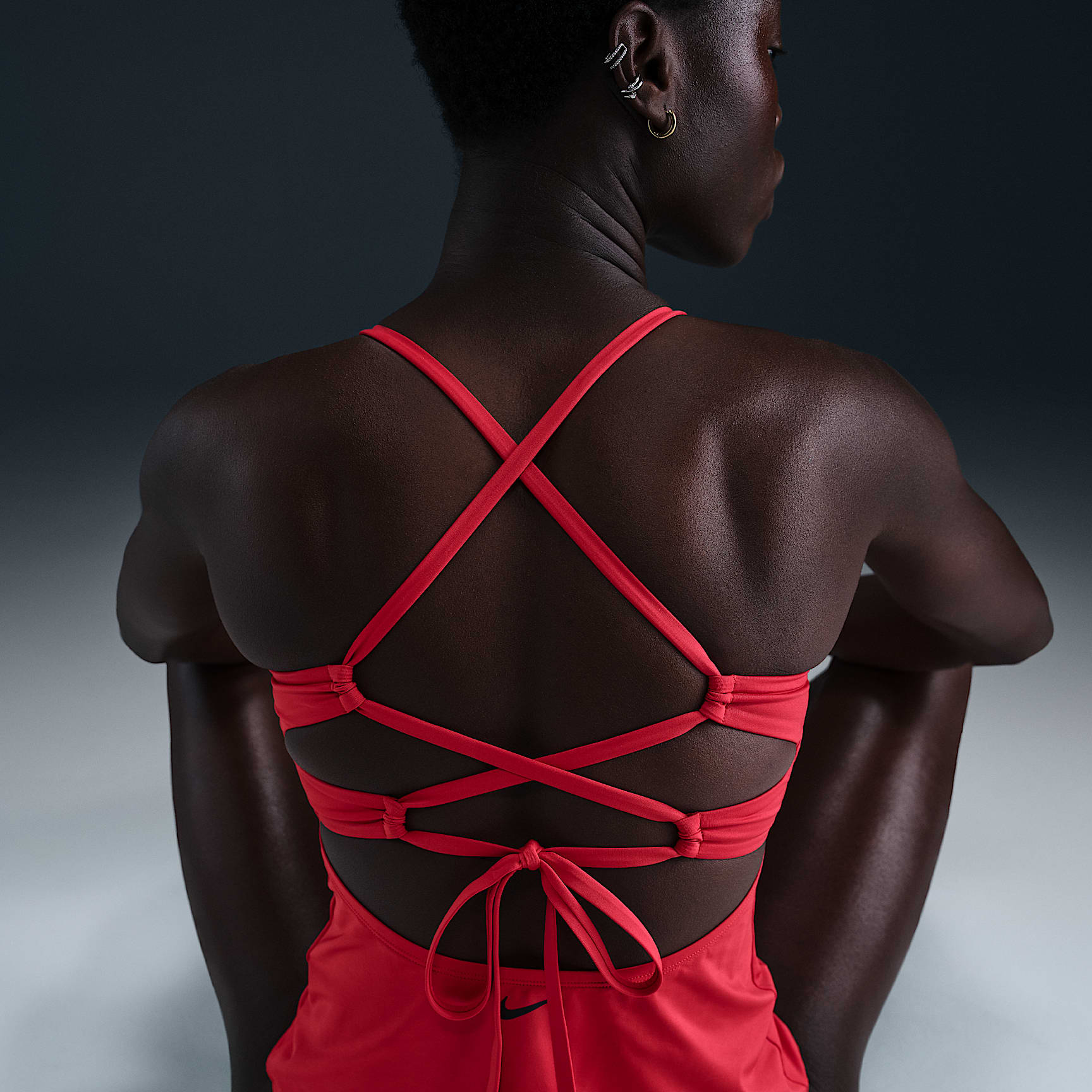 Nike Swim Essential Women's Lace-Up High-Neck Tankini