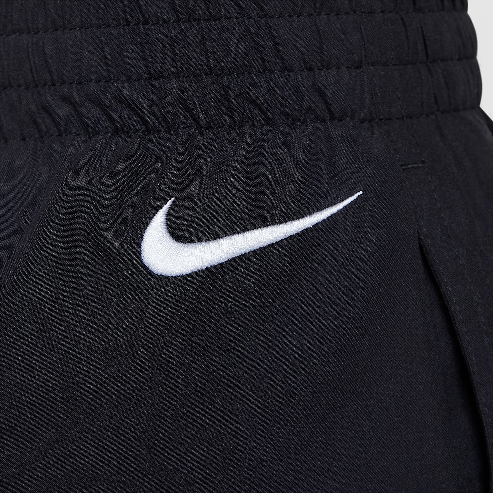 Nike Swim Breaker Big Kids' (Boys') 7" Brief-Lined Volley Shorts