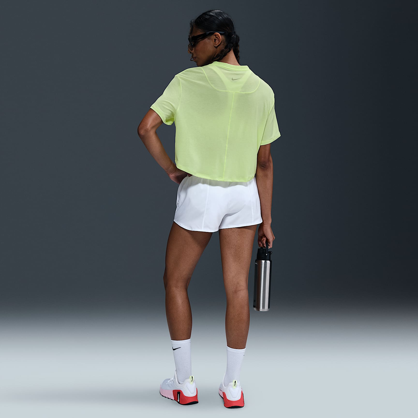 Nike One Relaxed Women's Dri-FIT Cropped Short-Sleeve Top