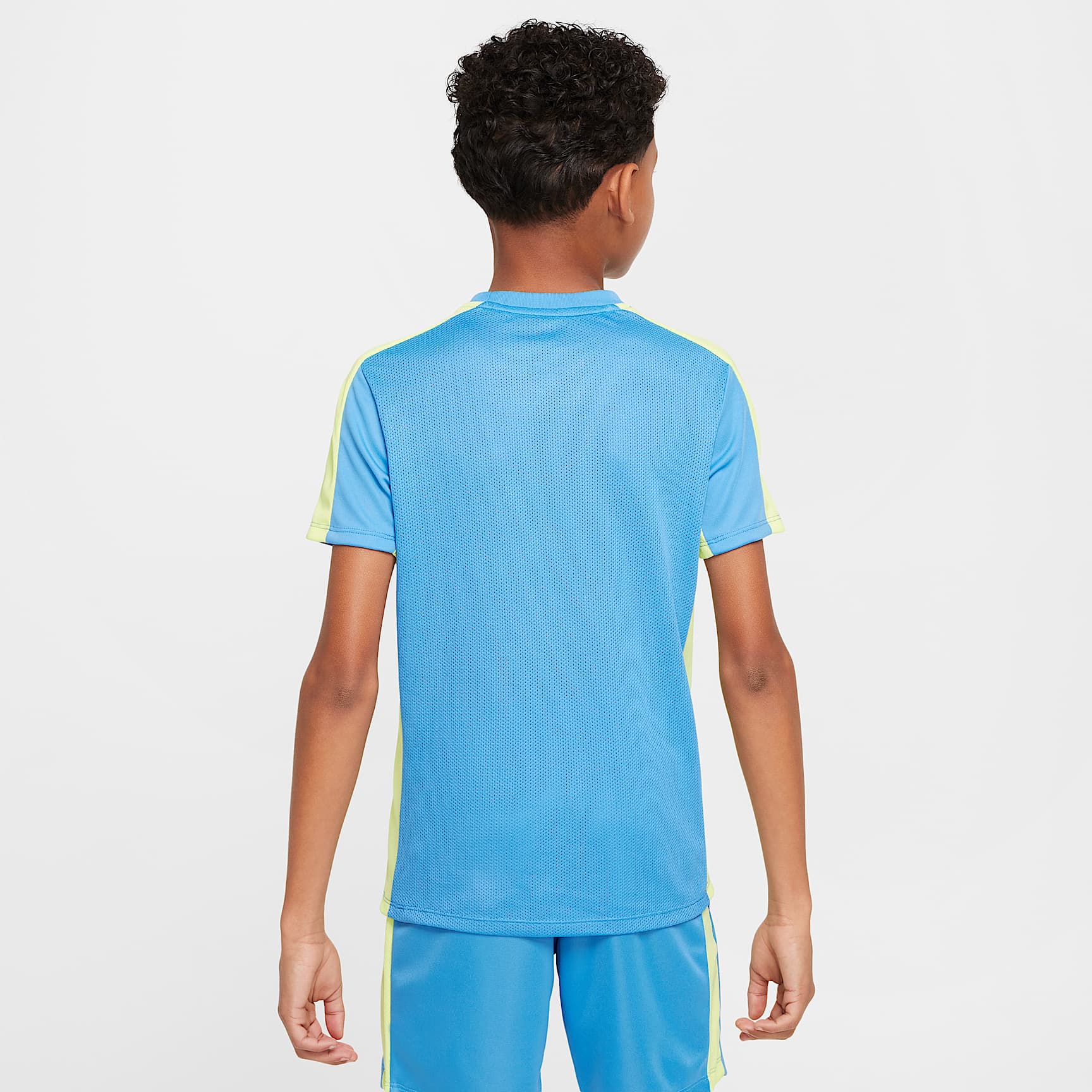 Nike Trophy23 Big Kids' Dri-FIT Short-Sleeve Top