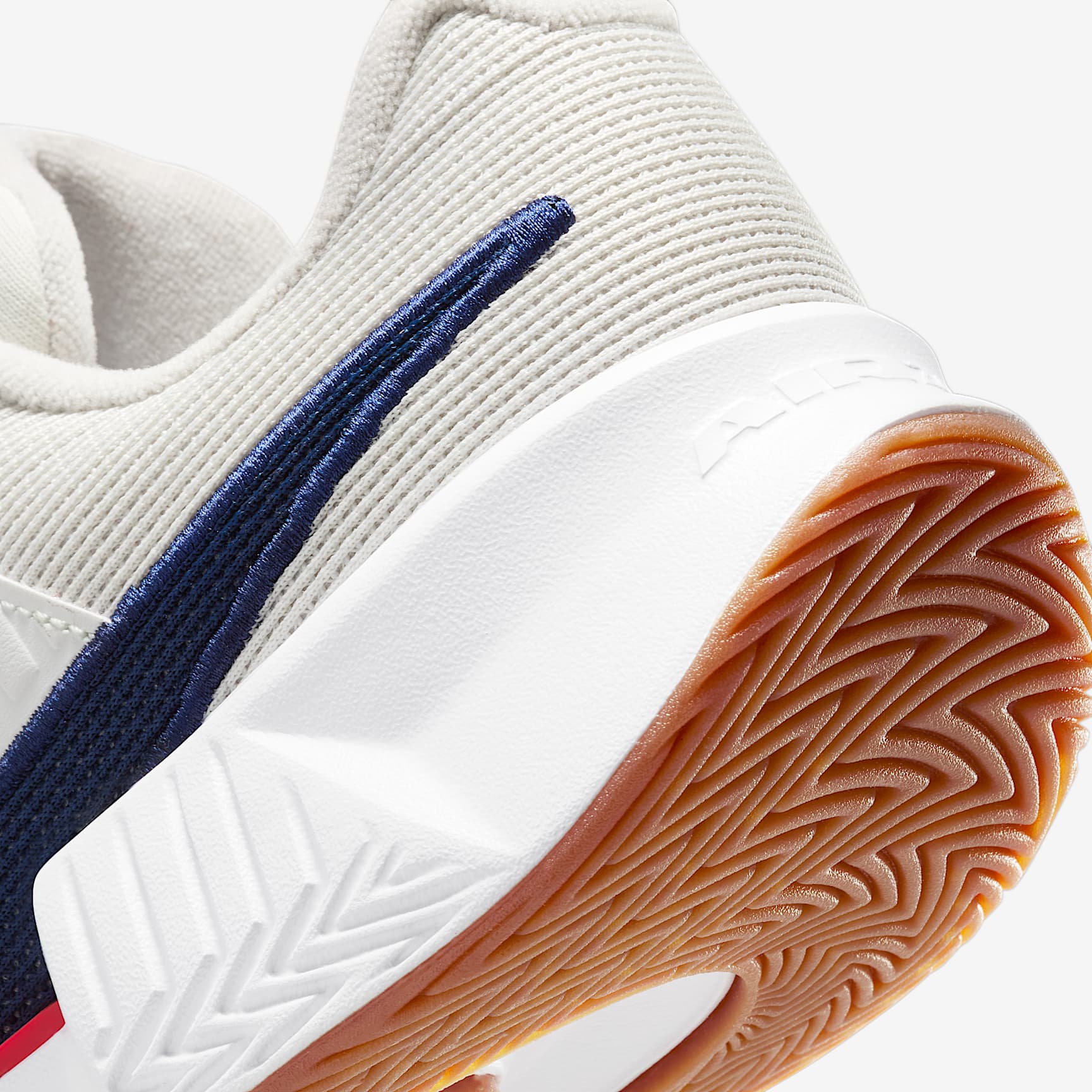 Nike GP Challenge Pro Women's Hard Court Tennis Shoes