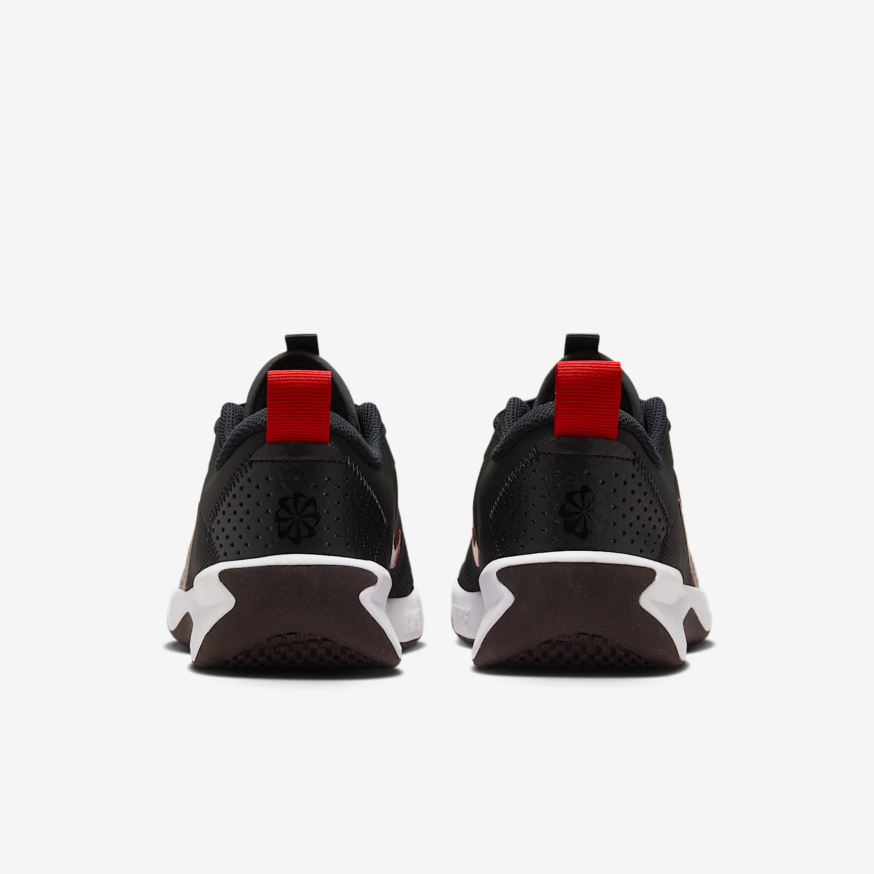 Nike Omni Multi-Court Big Kids' Indoor Court Shoes