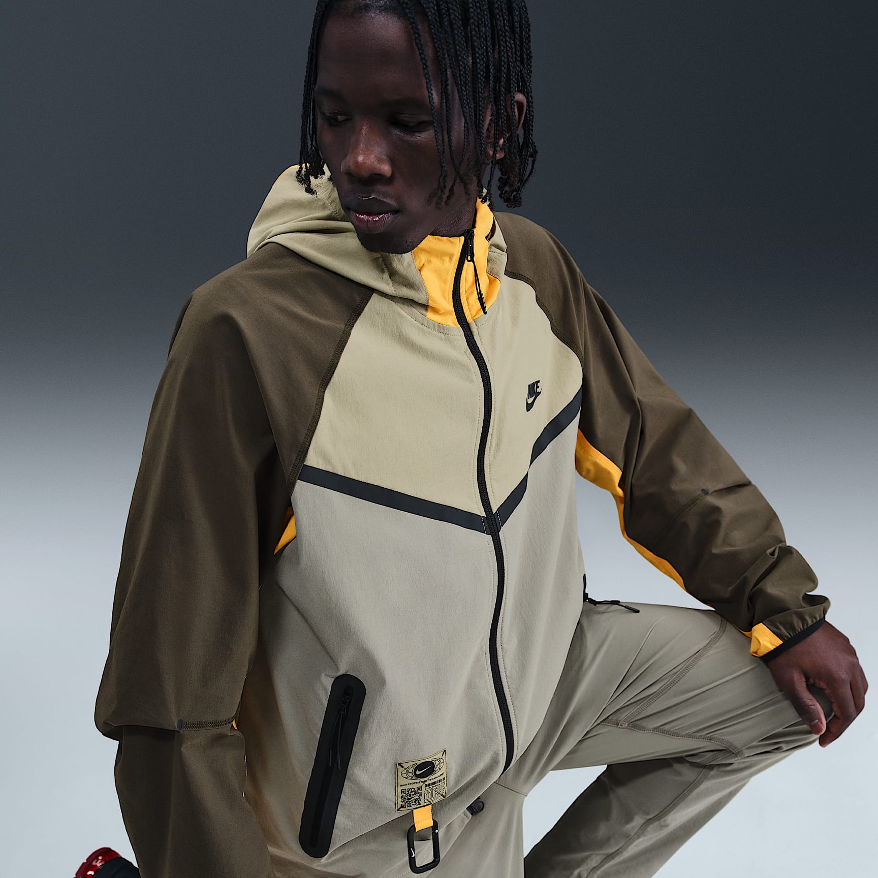 Nike Tech Men's Woven Windrunner Full-Zip Jacket