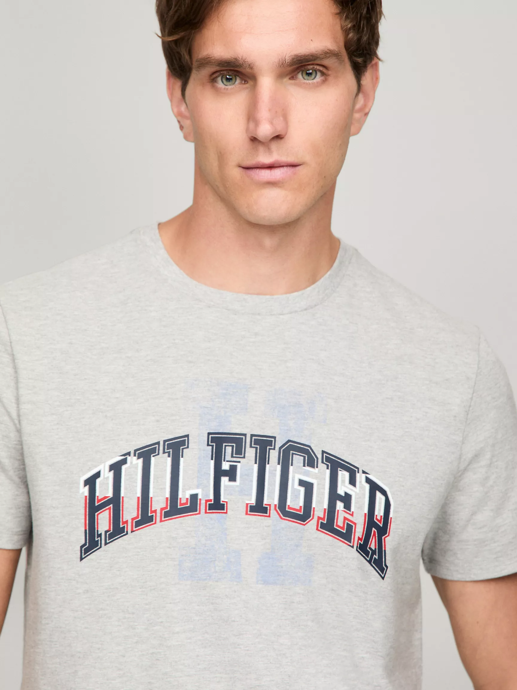 Мужская футболка Tommy Hilfiger, Футболка с графическим логотипом Hilfiger