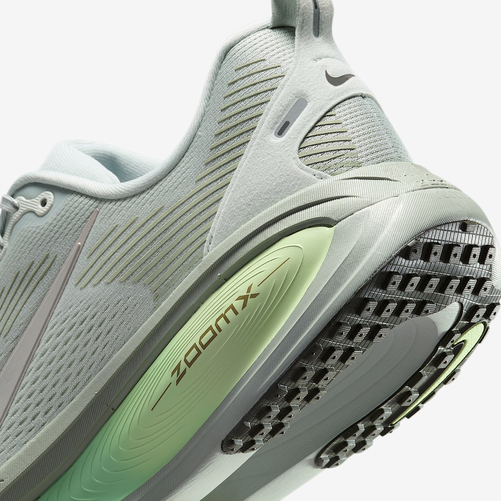 Nike Vomero 18 Men's Road Running Shoes