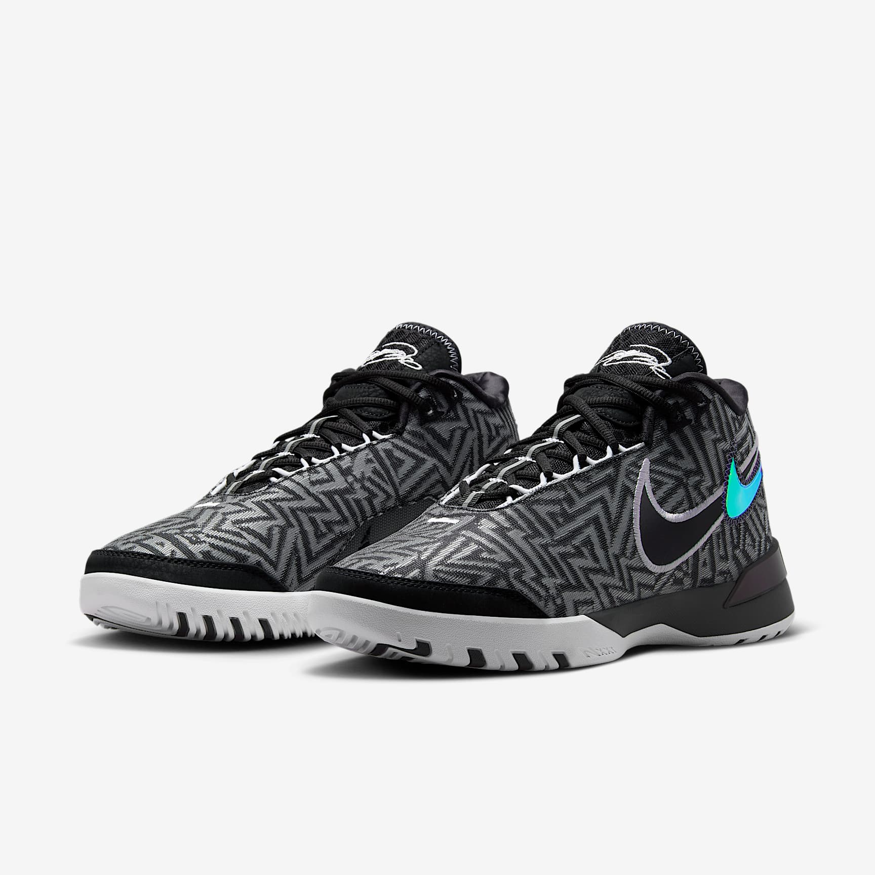 LeBron NXXT Genisus Basketball Shoes