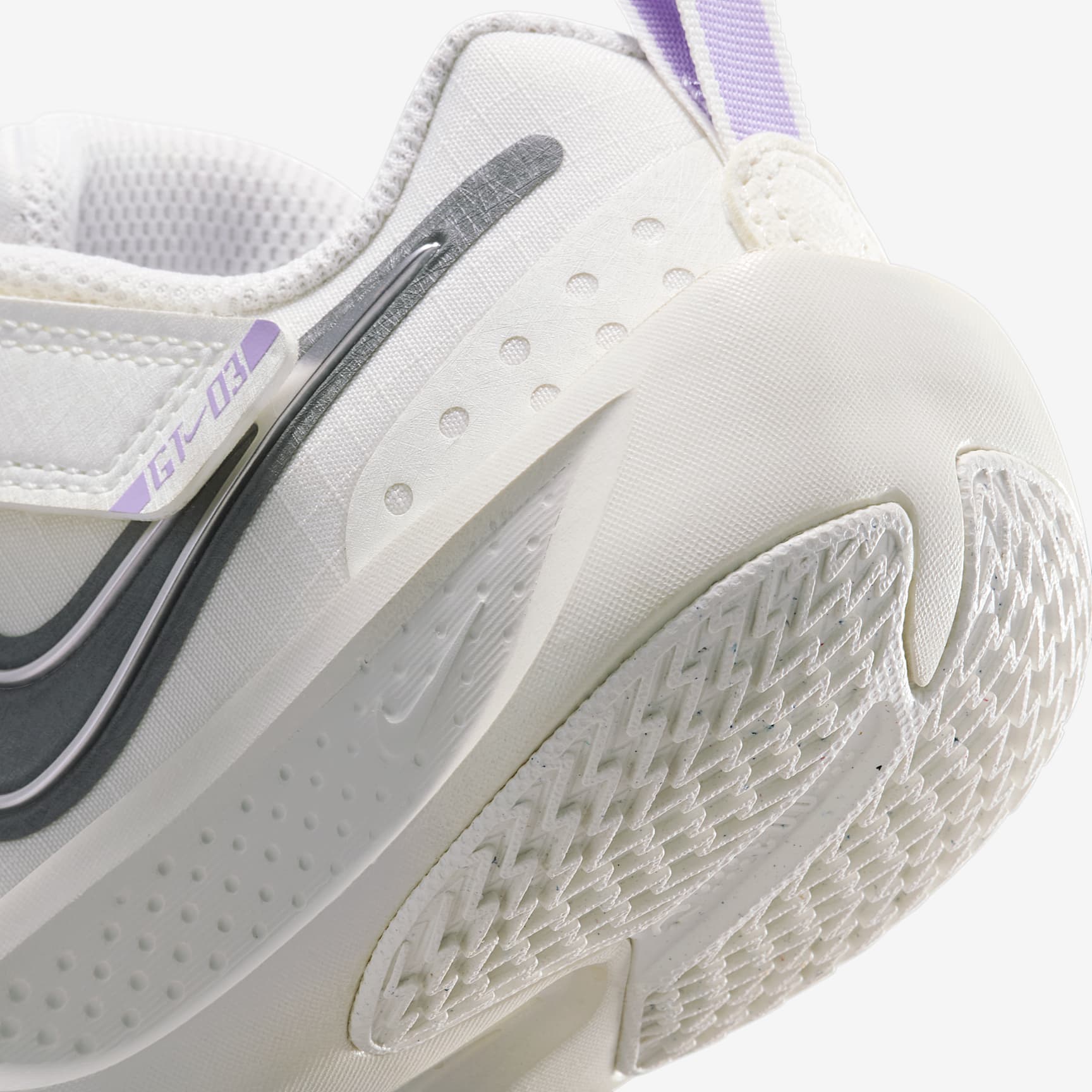Nike G.T. Cut 3 Little Kids' Basketball Shoes