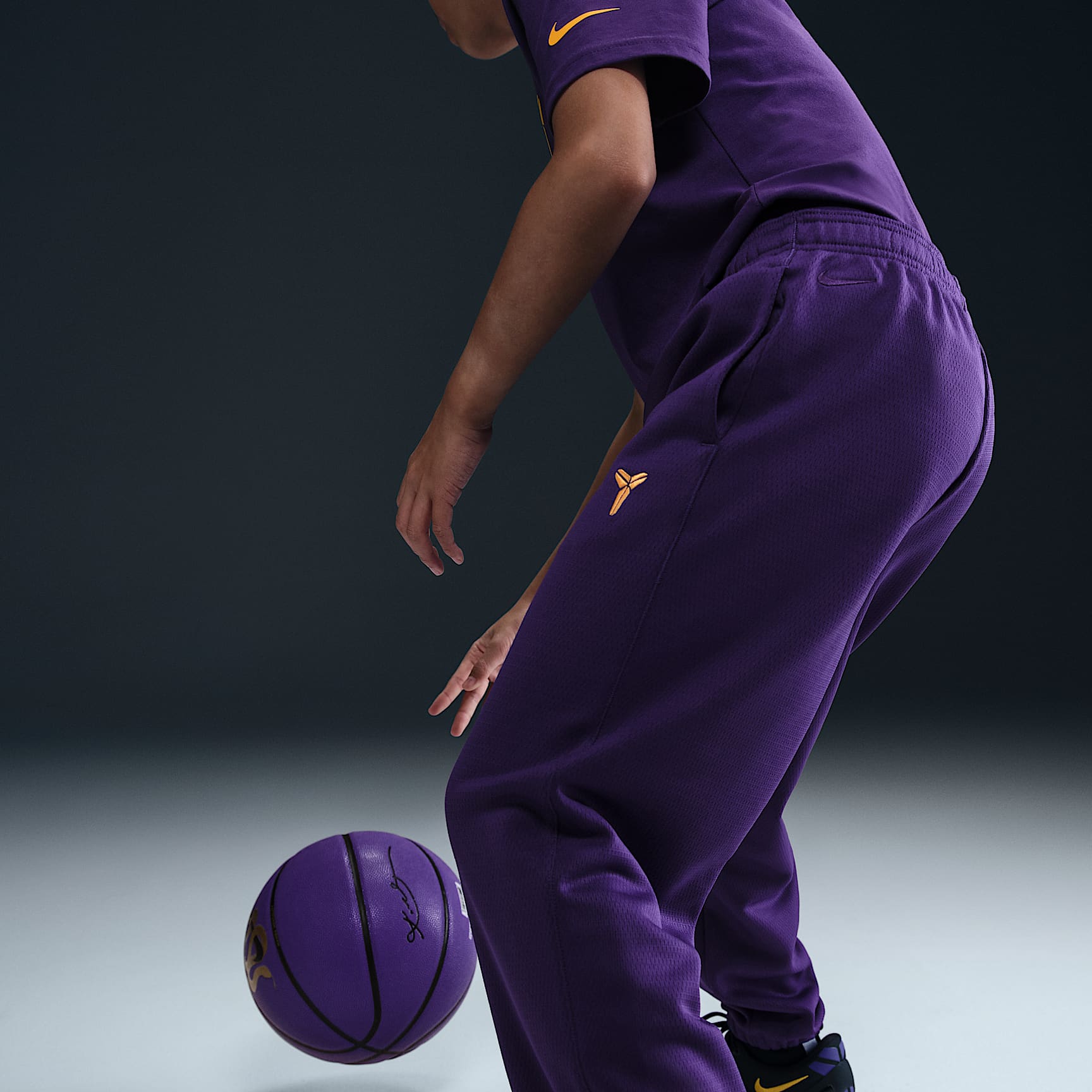 Kobe Big Kids' Therma-FIT Pants