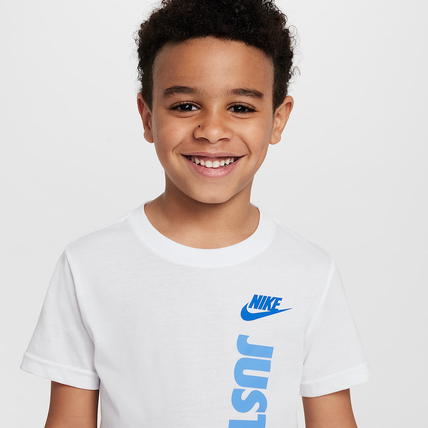 Nike Little Kids' Graphic T-Shirt and Shorts Set