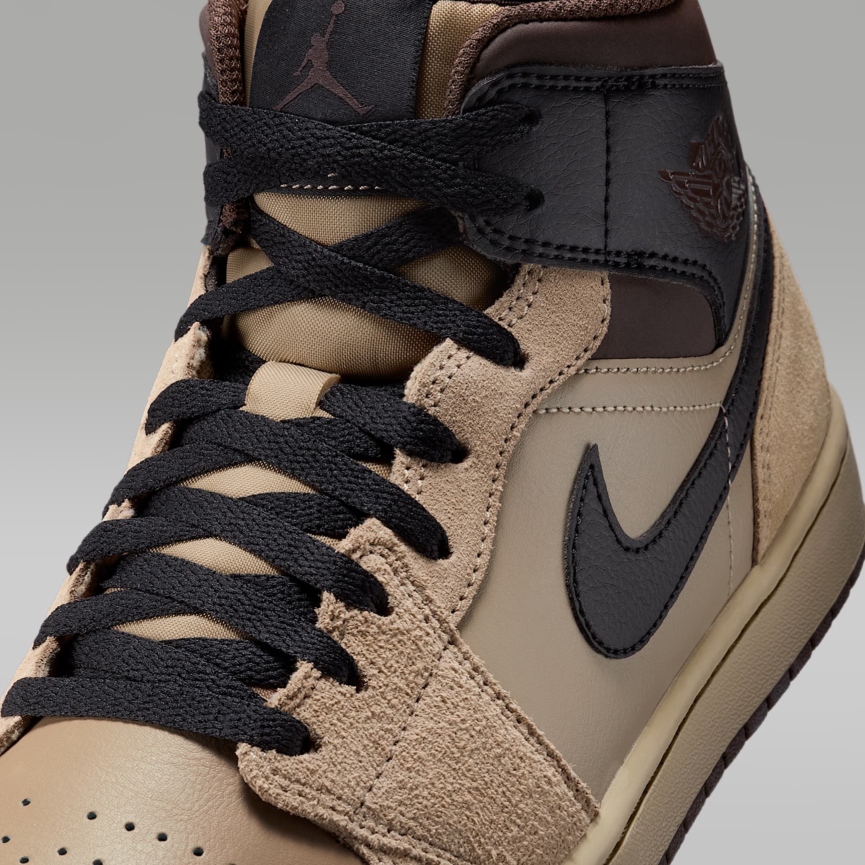 Air Jordan 1 Mid Men's Shoes