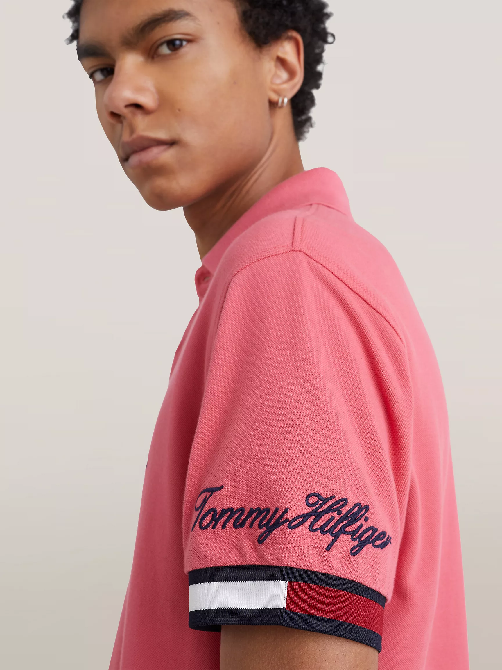 Мужское поло Tommy Hilfiger, Приталенное поло с логотипом флага на манжетах