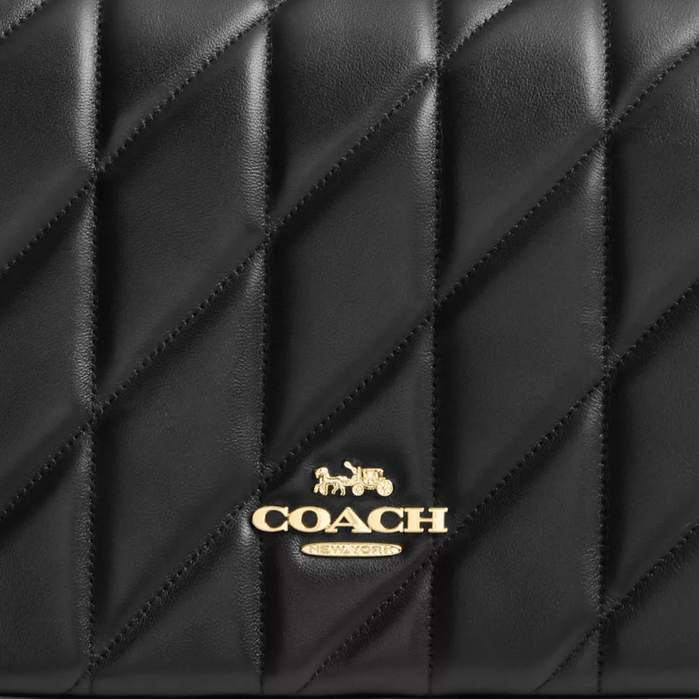 Сумка COACH Quinn Bag With Quilting
