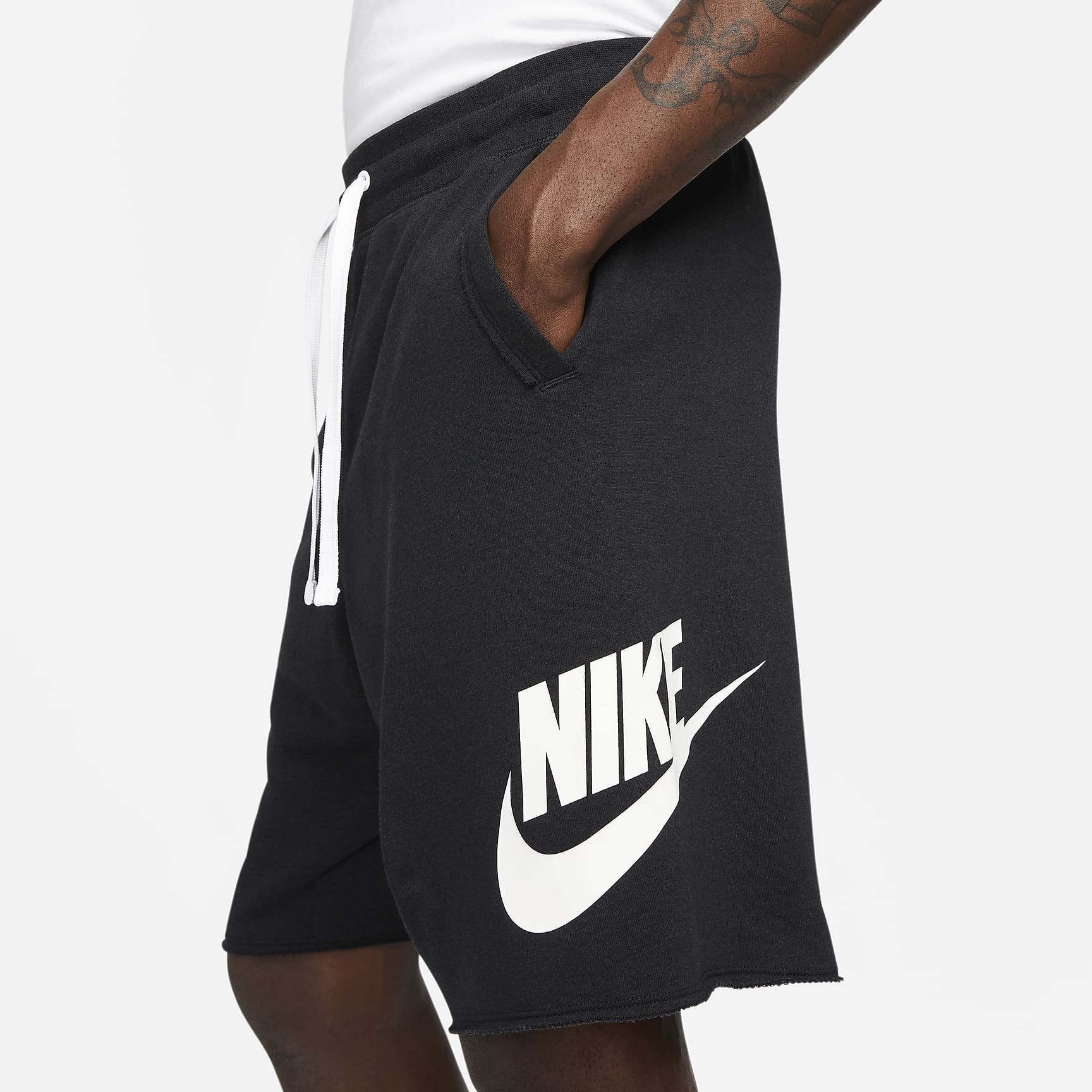 Nike Club Alumni Men's French Terry Shorts