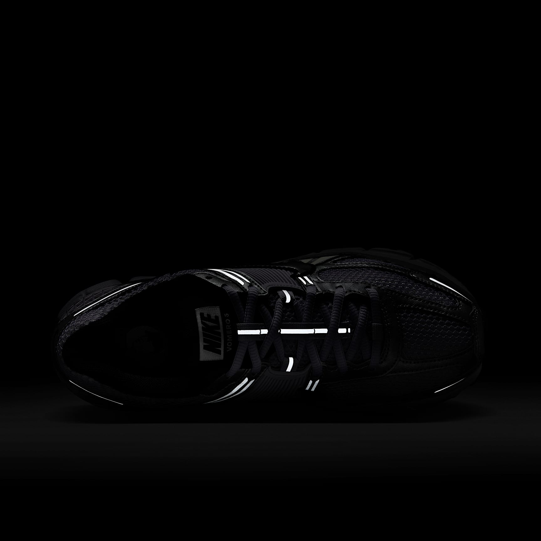 Nike Zoom Vomero 5 Women's Shoes