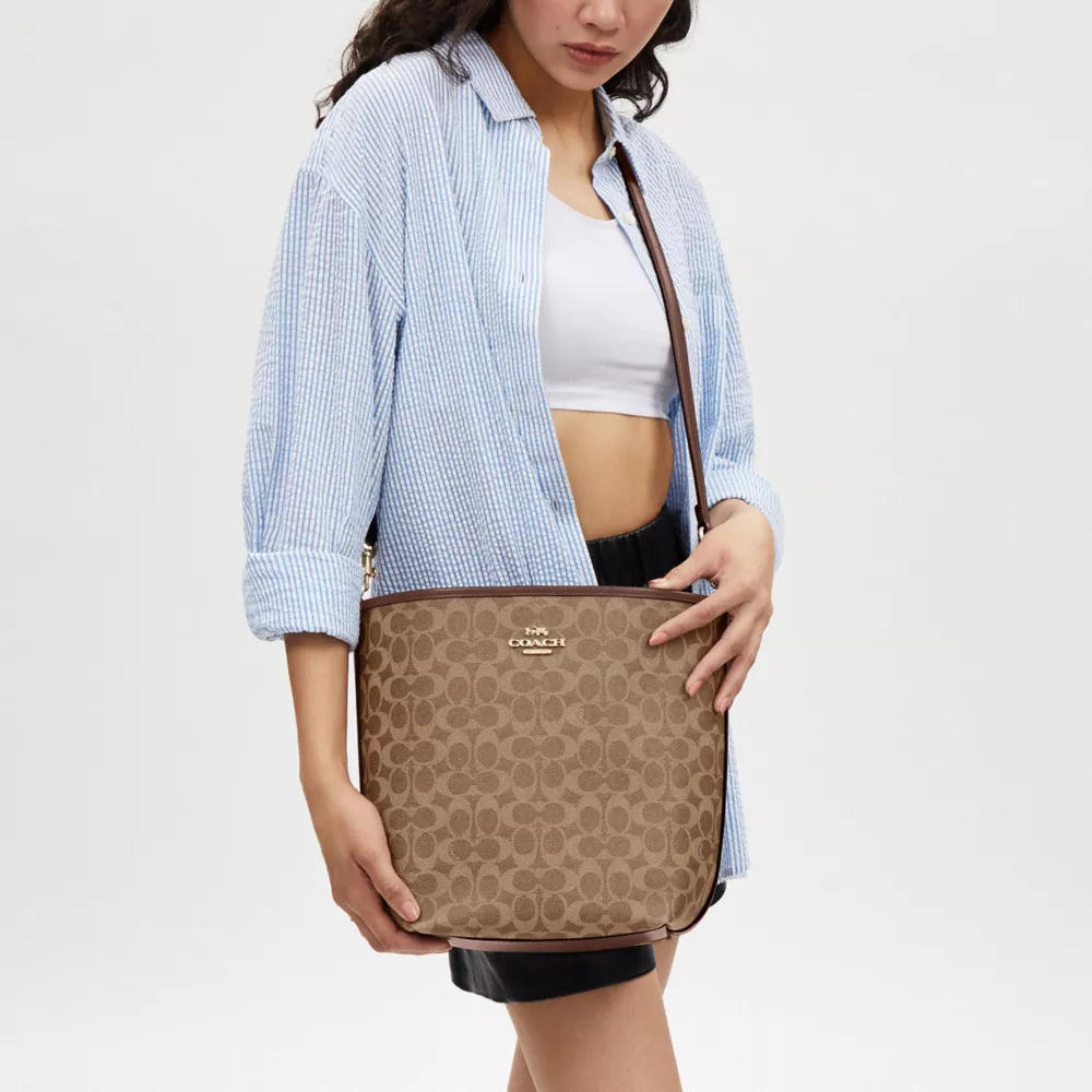 Сумка COACH City Large Bucket Bag In Signature Canvas