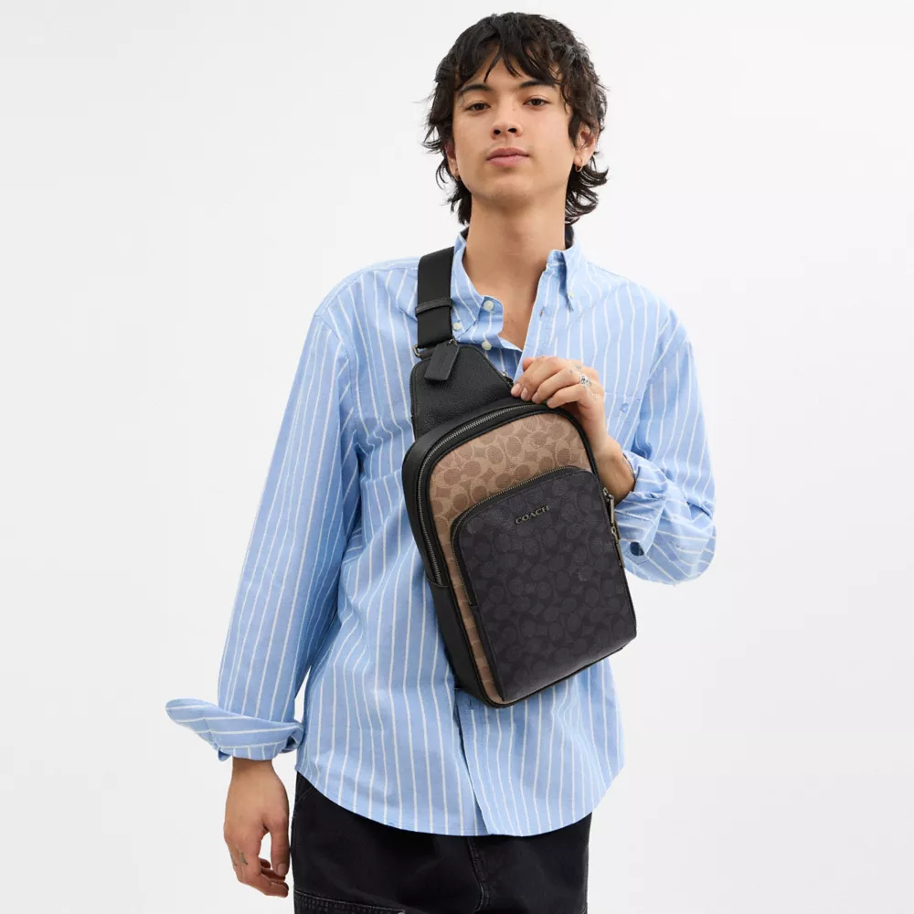 Сумка COACH Ethan Pack In Blocked Signature Canvas