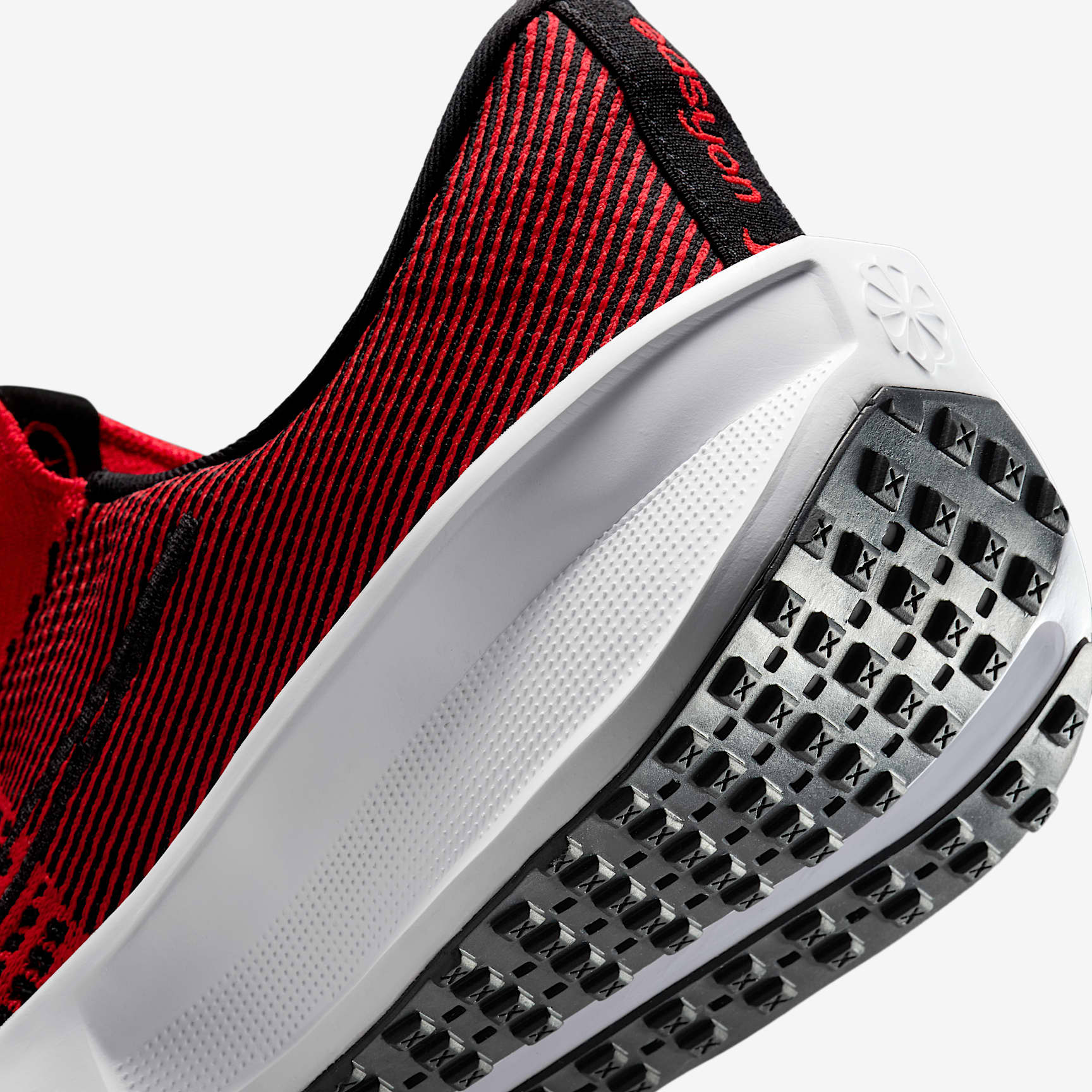 Nike Interact Run EasyOn Men's Road Running Shoes