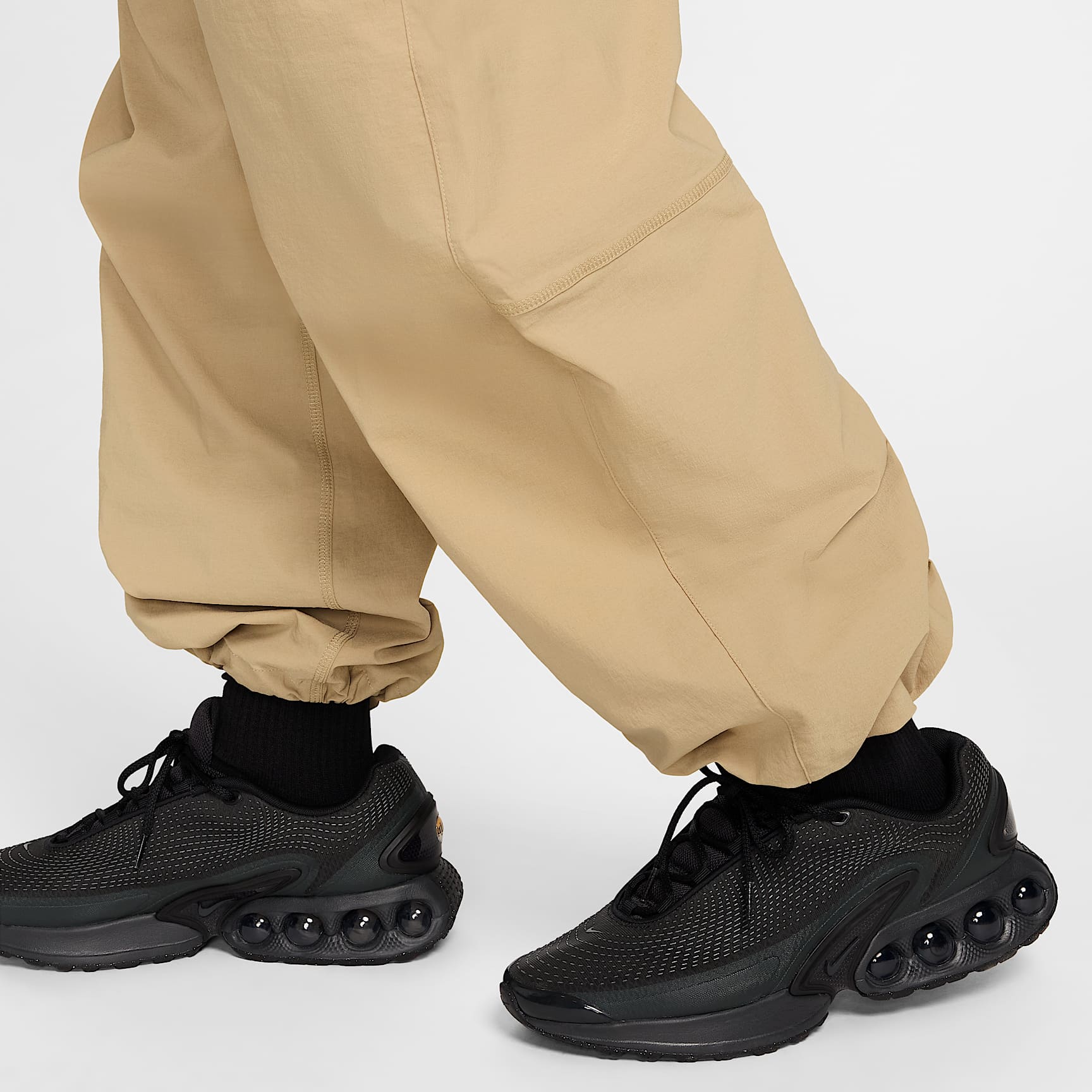 Nike Tech Men's Woven Oversized Pants