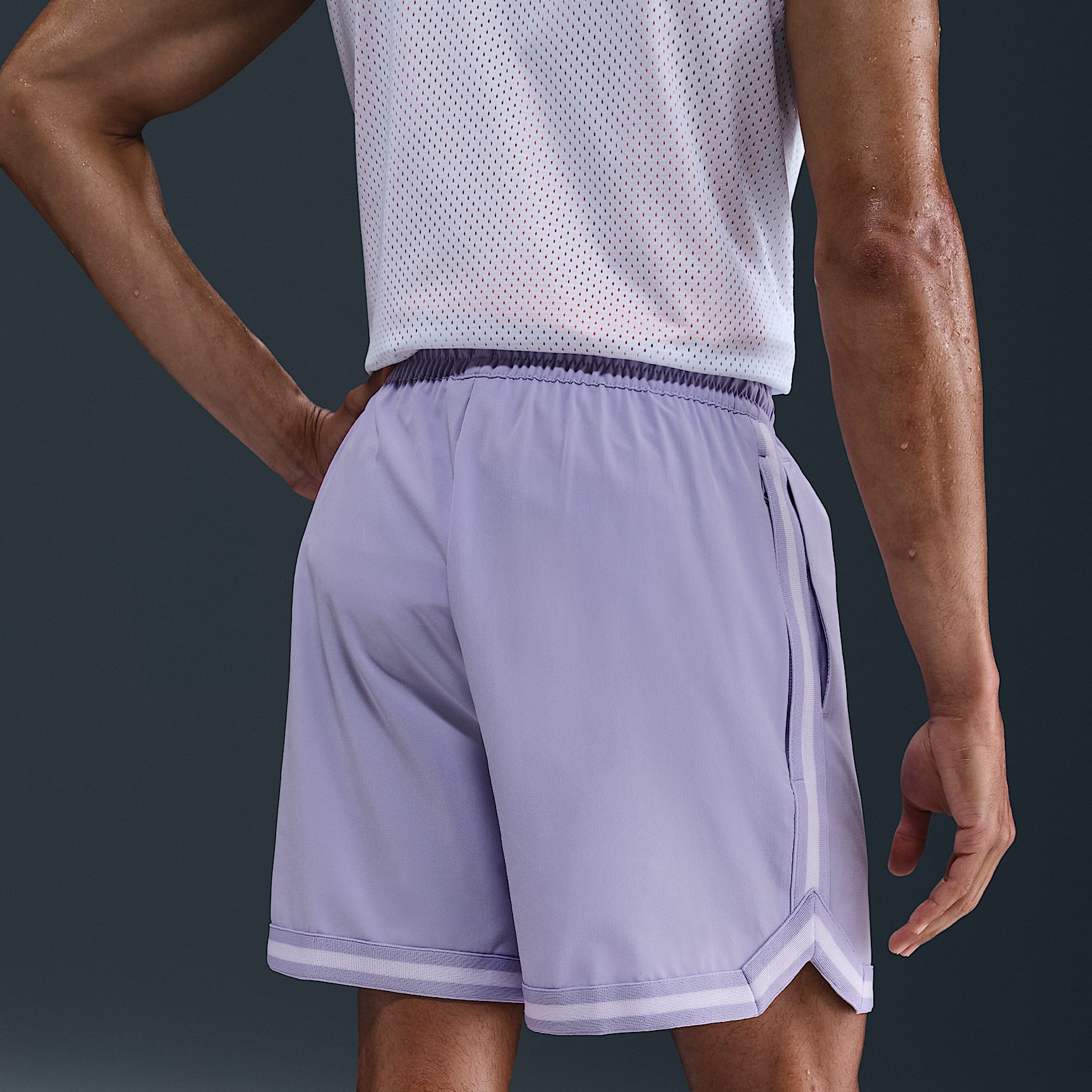 Nike DNA Men's Dri-FIT 6" UV Woven Basketball Shorts