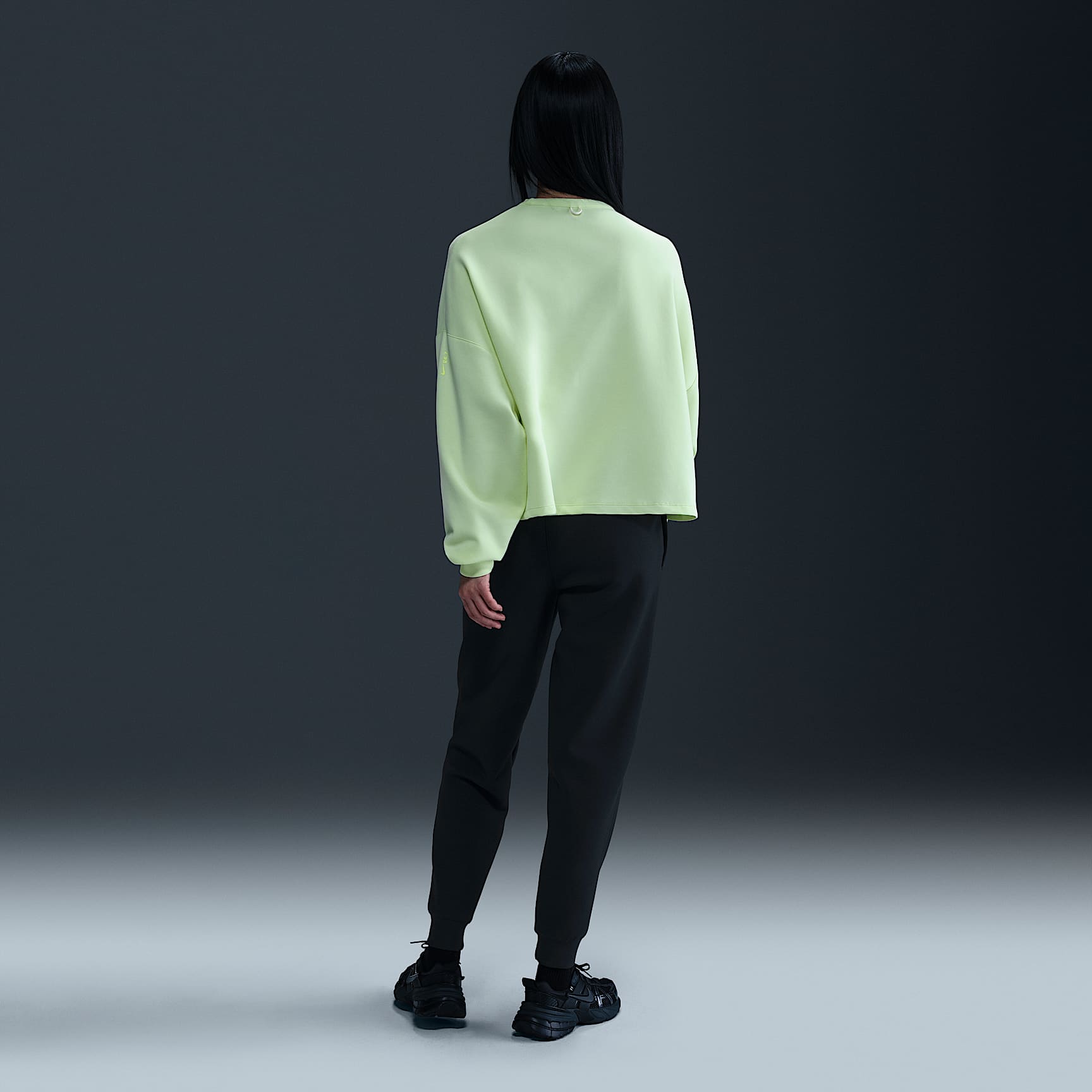 Nike 24.7 ImpossiblySoft Women's Dri-FIT Oversized Crew-Neck Top