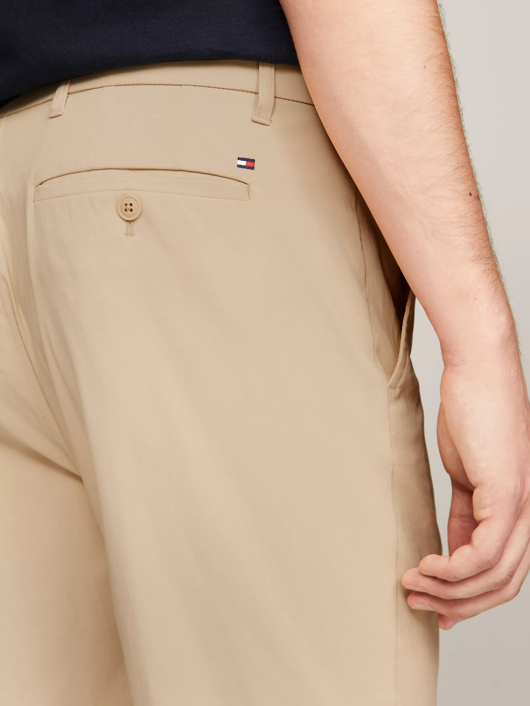 Мужские брюки Tommy Hilfiger, Эластичные брюки стандартного кроя из технологичной ткани