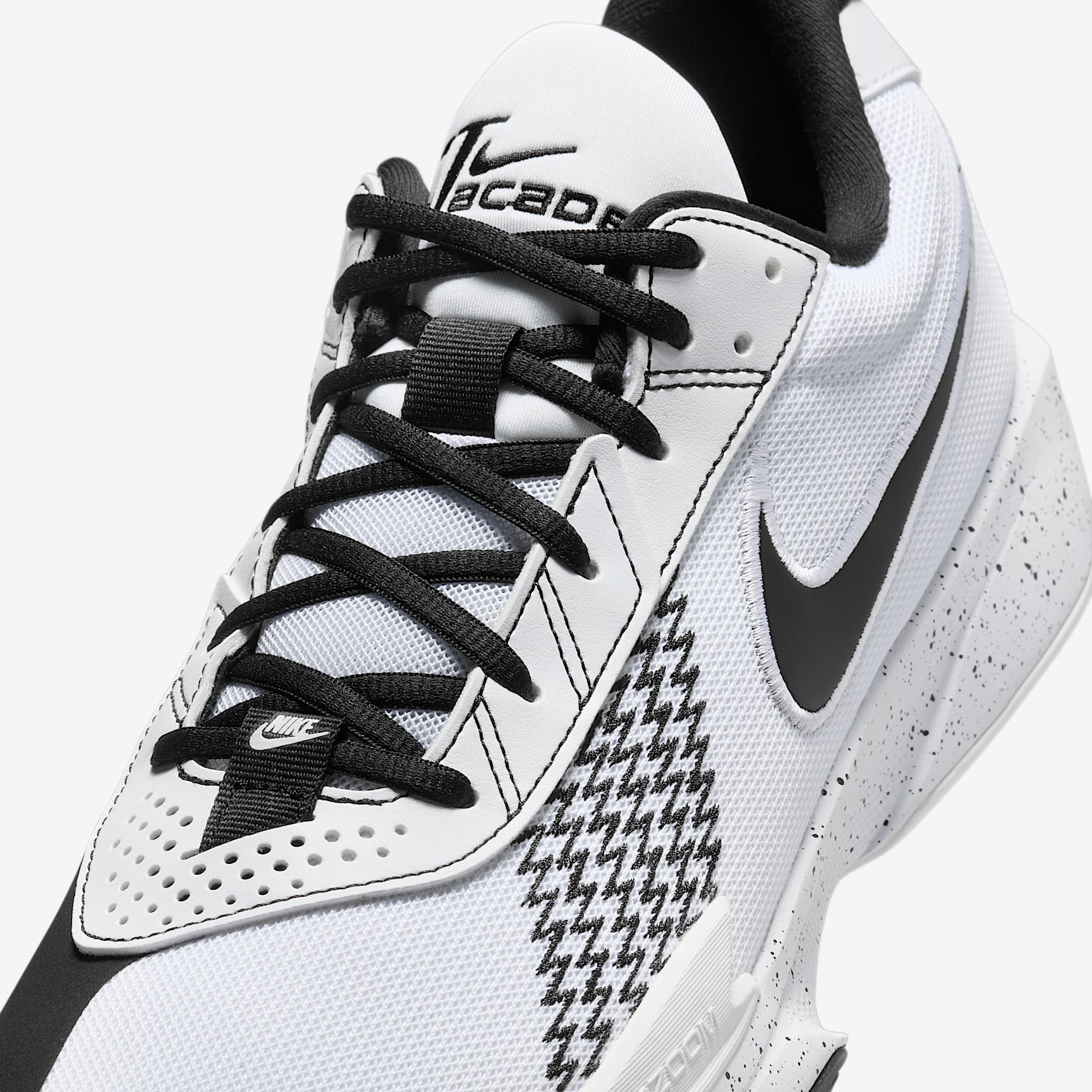 Nike G.T. Cut Academy Basketball Shoes