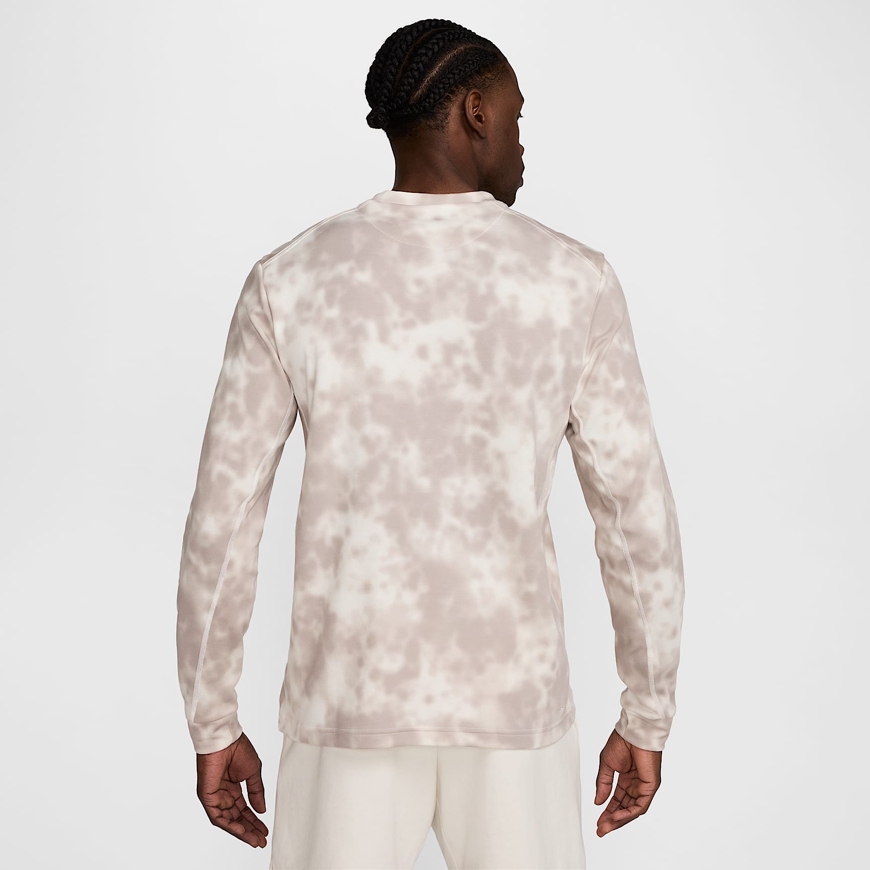 Nike Primary Men's Dri-FIT Long-Sleeve Fitness Top