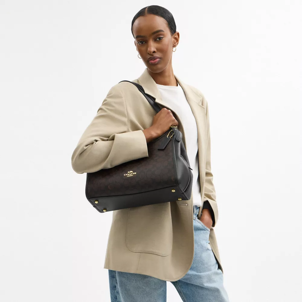 Сумка COACH Erin Shoulder Bag In Signature Canvas