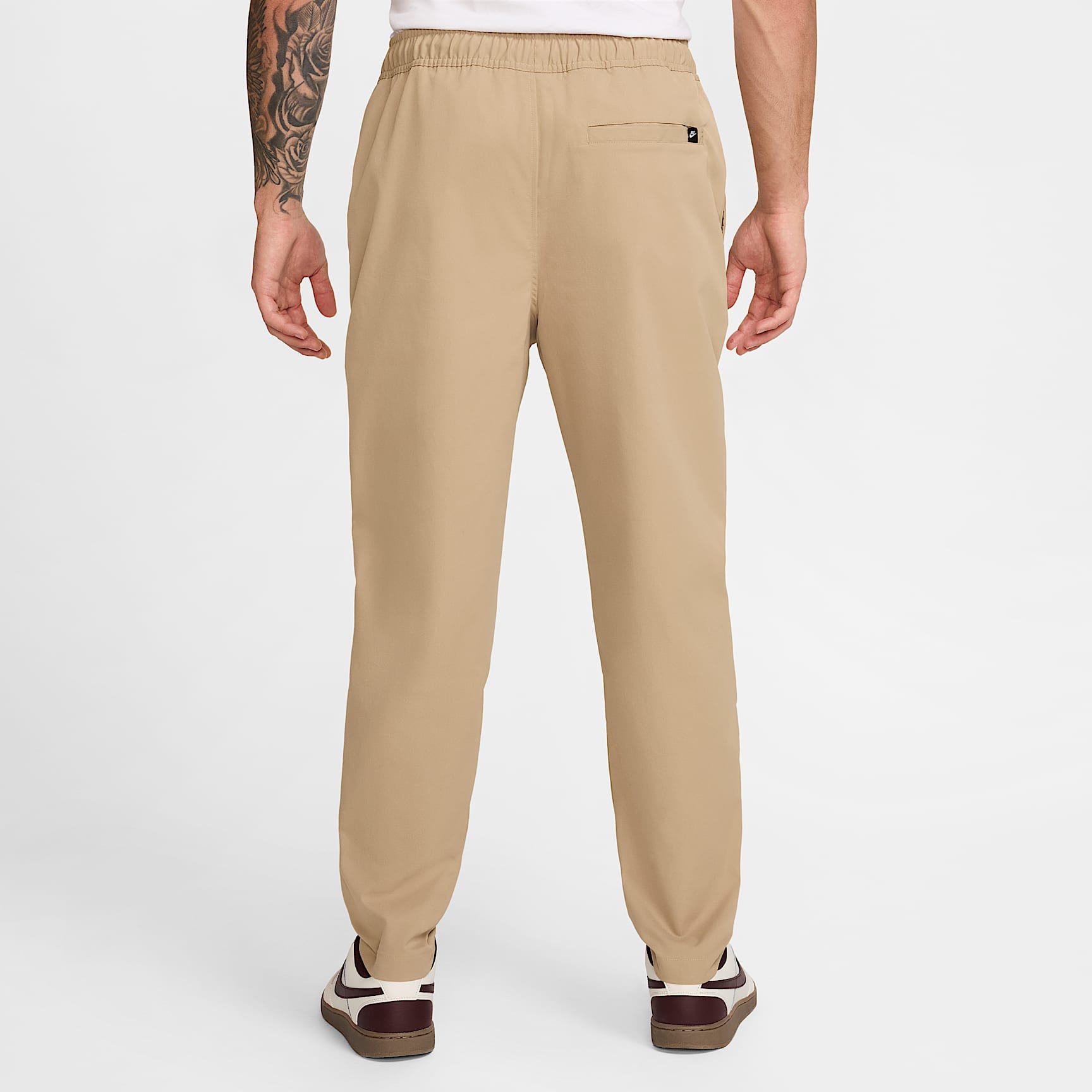 Nike Club Men's Woven Tapered Pants