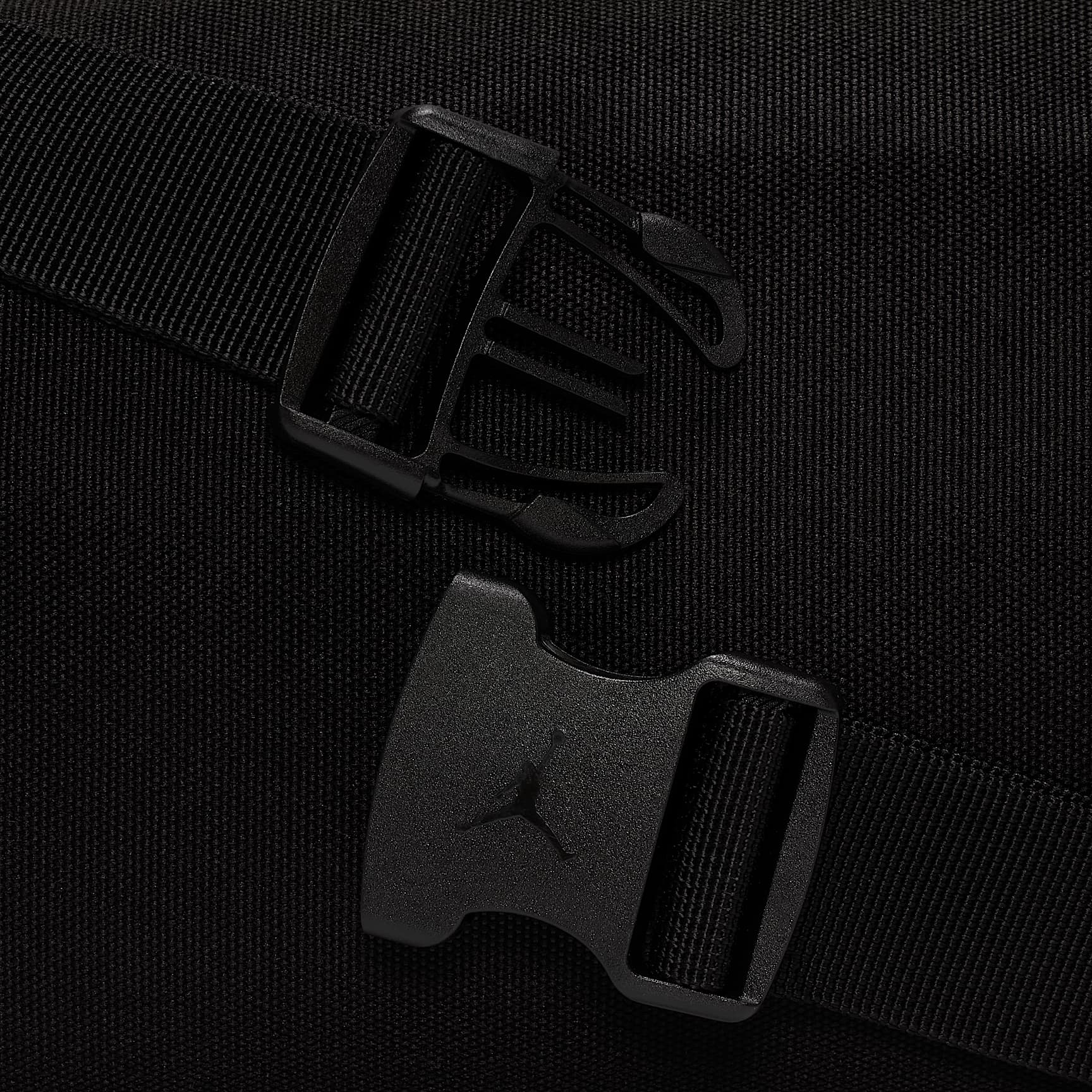 Jordan Crossbody Bag (3.3L)