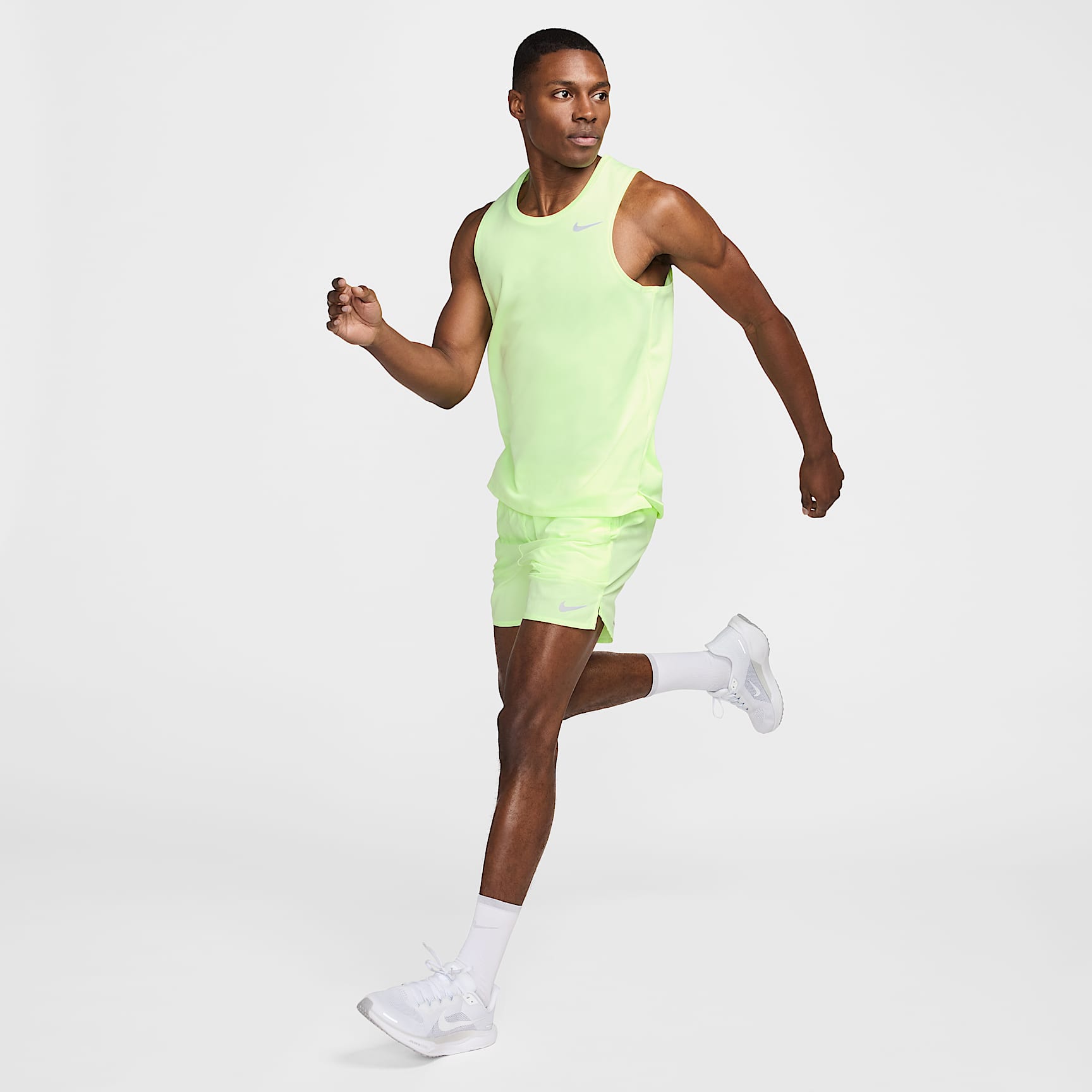 Nike Stride Men's Dri-FIT 7" Brief-Lined Running Shorts