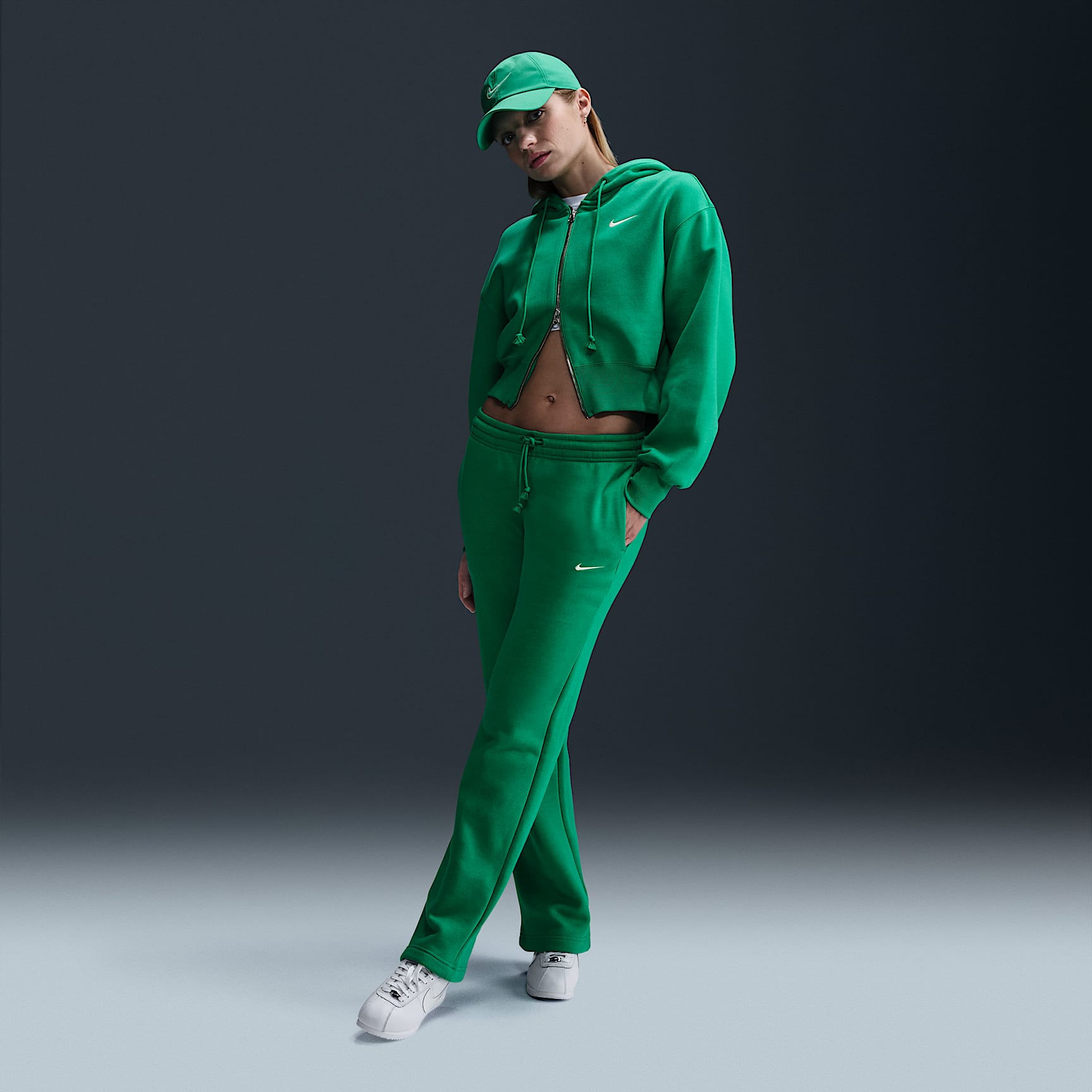 Nike Sportswear Phoenix Fleece Women's Loose Cropped Full-Zip Hoodie