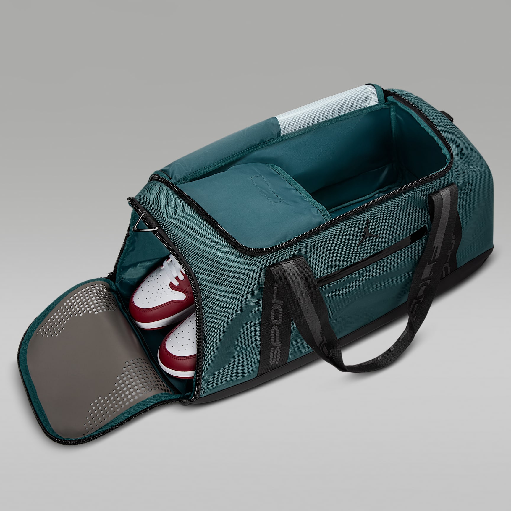 Jordan Sport Duffle Bag (47.5L)