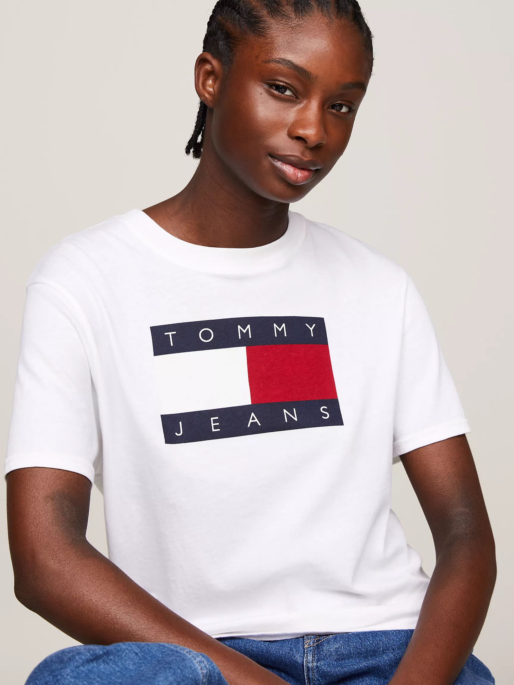 Женская футболка Tommy Hilfiger, Футболка свободного кроя с нашивкой в виде флага