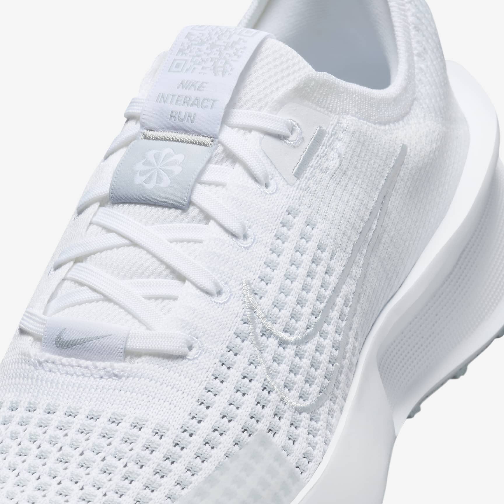 Nike Interact Run Women's Road Running Shoes
