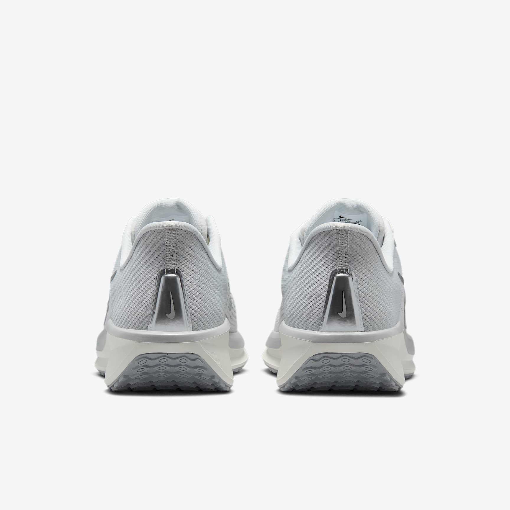 Nike Quest 6 Women's Road Running Shoes