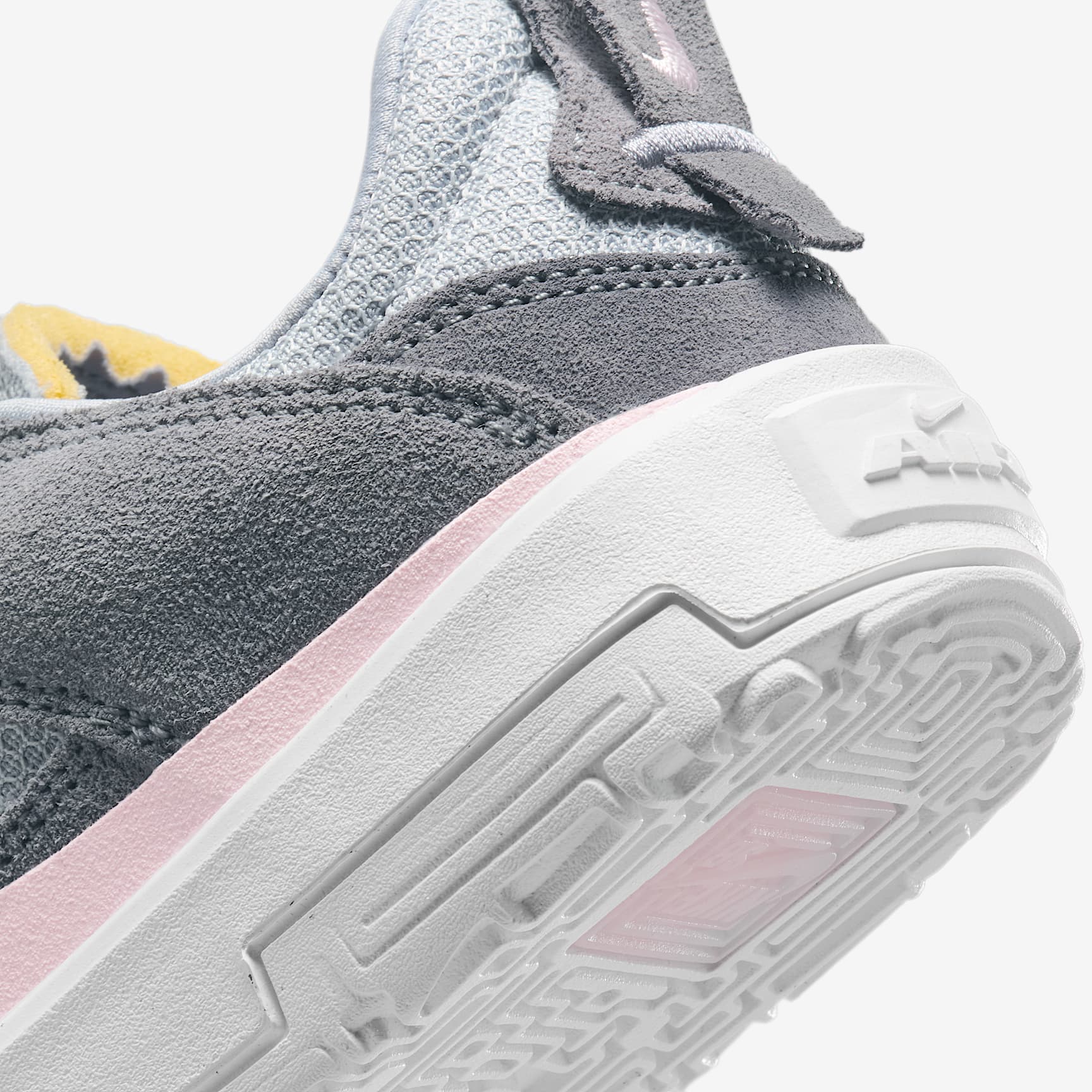 Nike SB Day One Big Kids' Skate Shoes