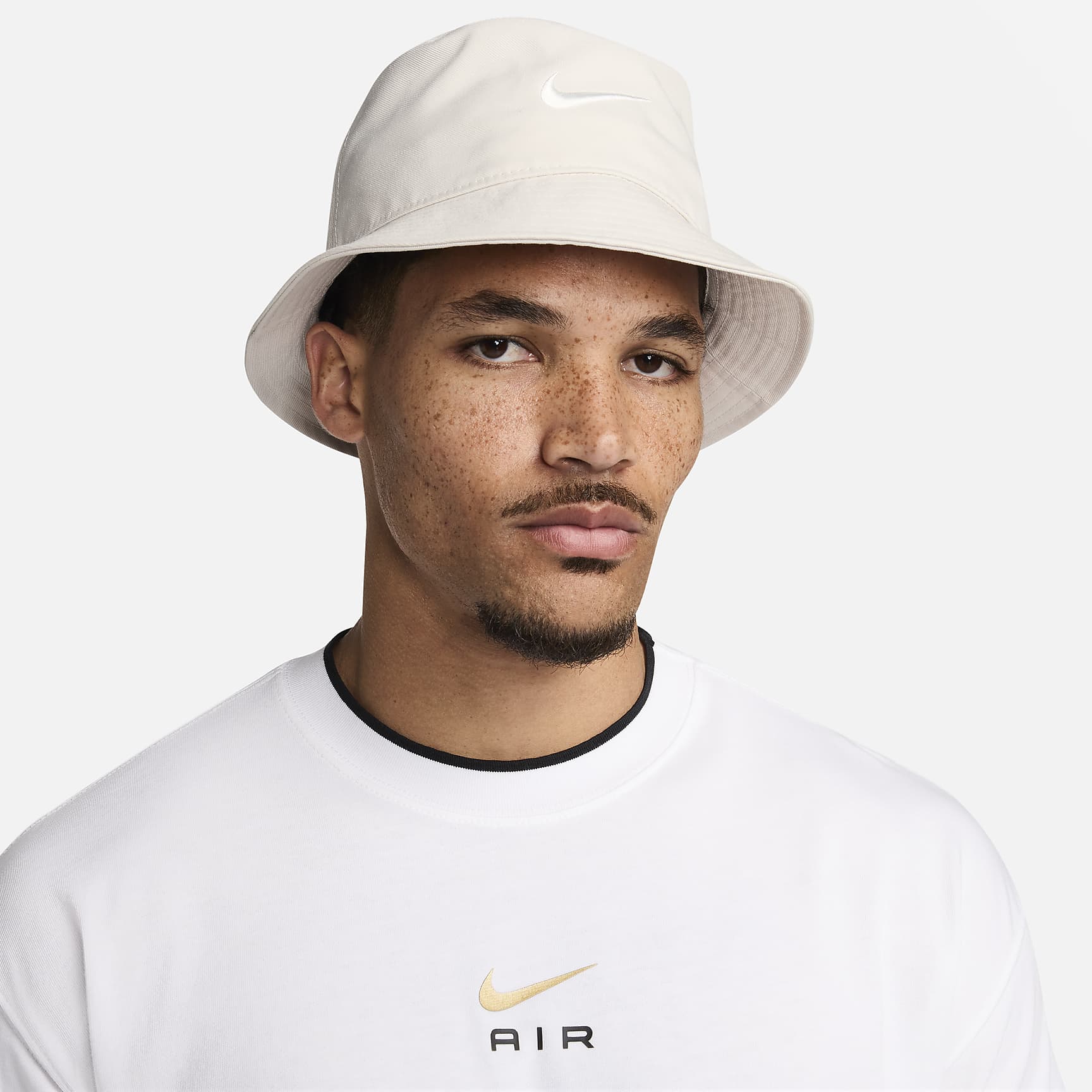Nike Apex Swoosh Bucket Hat