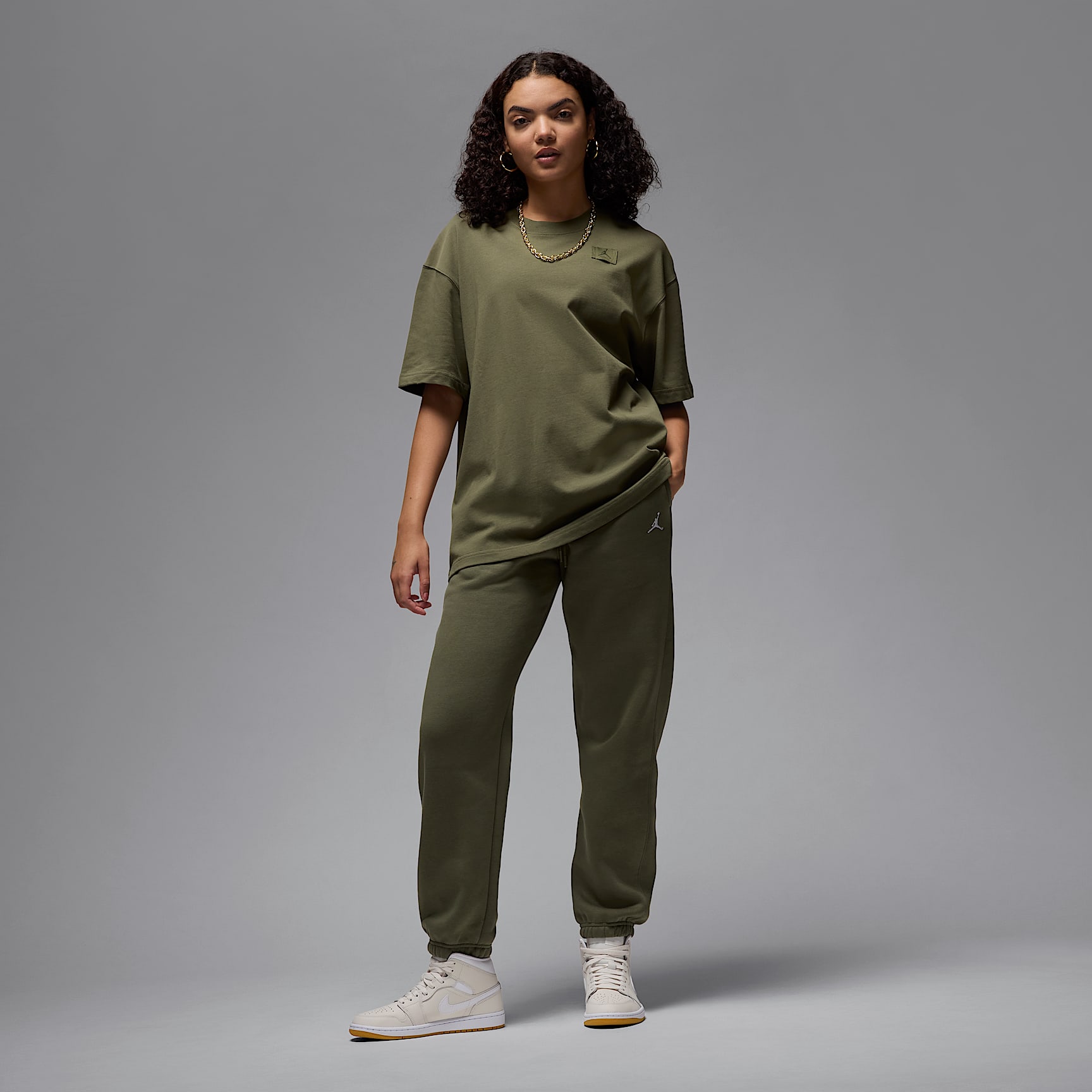 Jordan Flight Essentials Women's Oversized T-Shirt