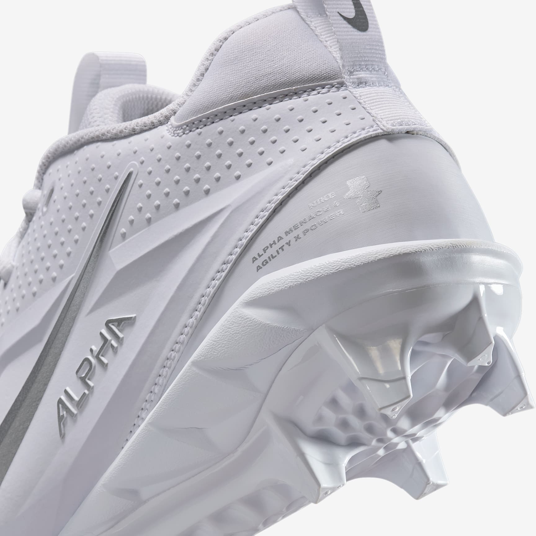 Nike Alpha Menace 4 Varsity Football Cleats